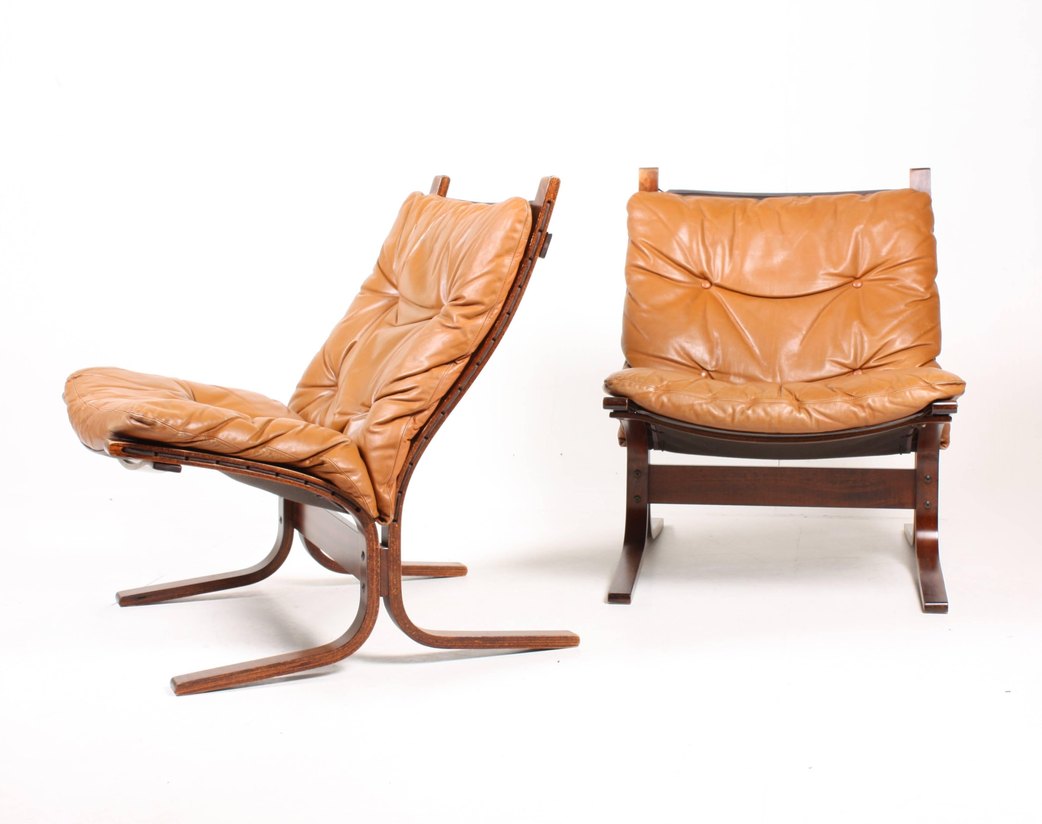 Leather Pair of Lounge Chairs by Ingmar Relling