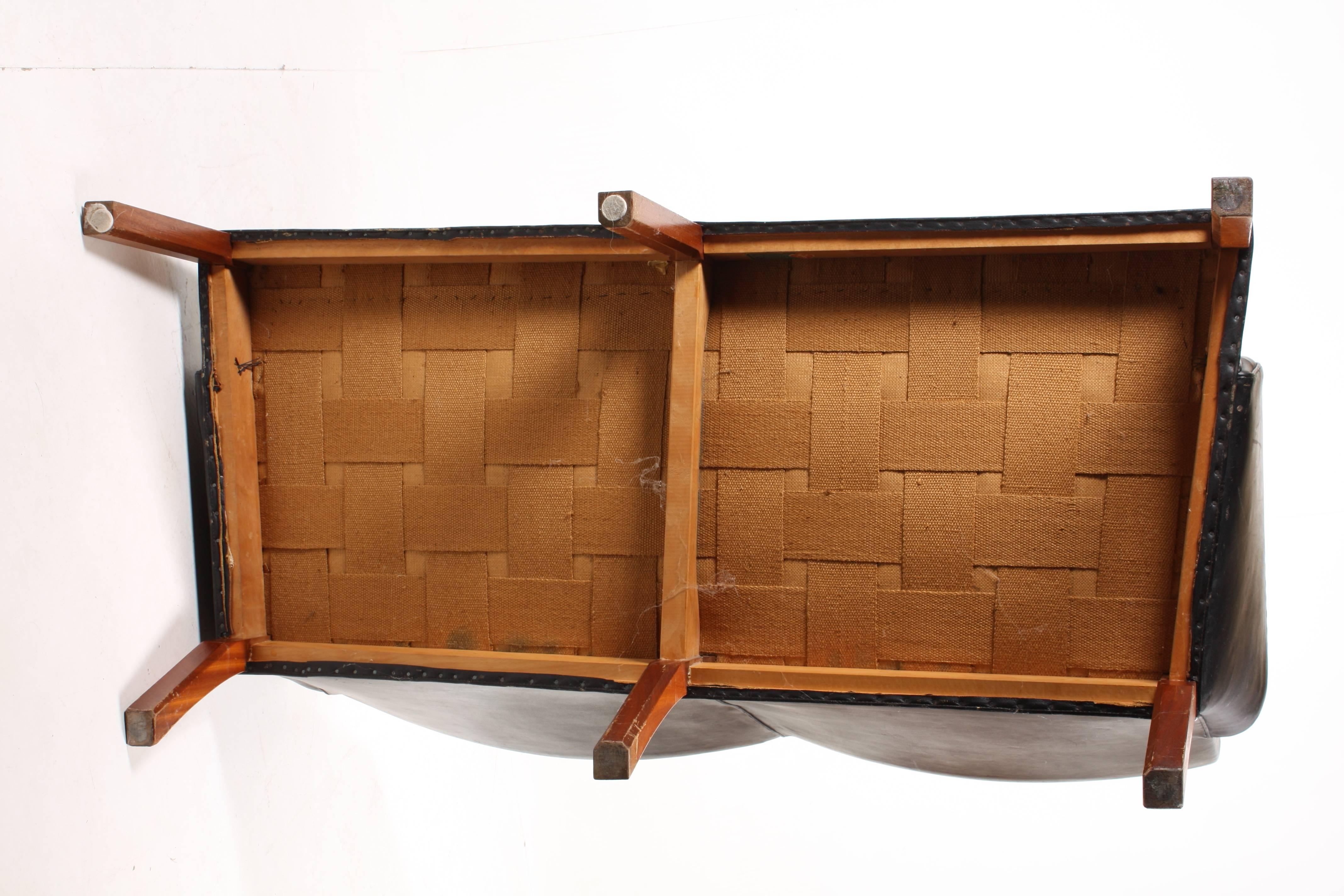 Pristine Leather Sofa by Kaare Klinnt 4