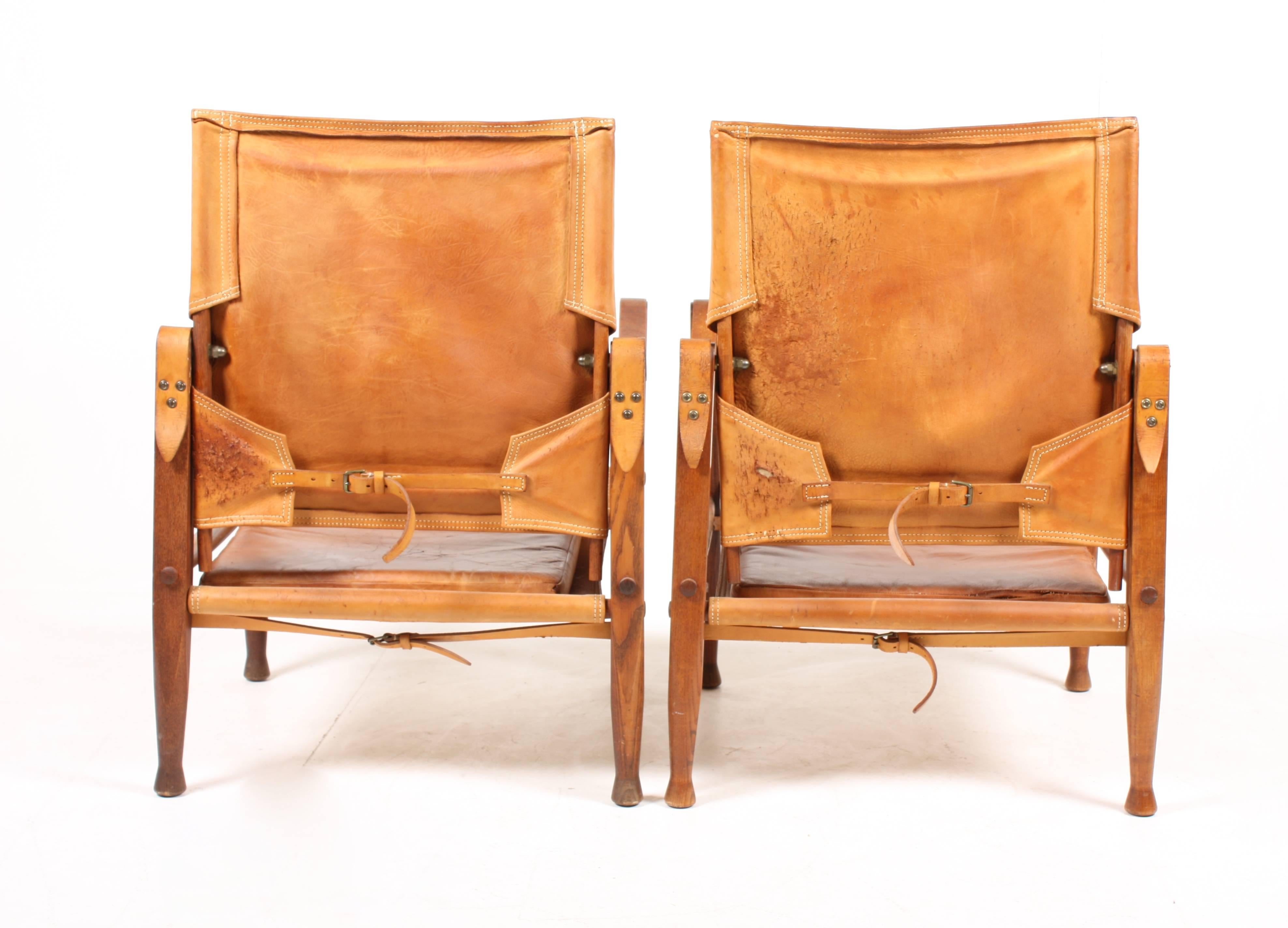 Mid-20th Century Pair of Safari Chairs by Kaare Klint