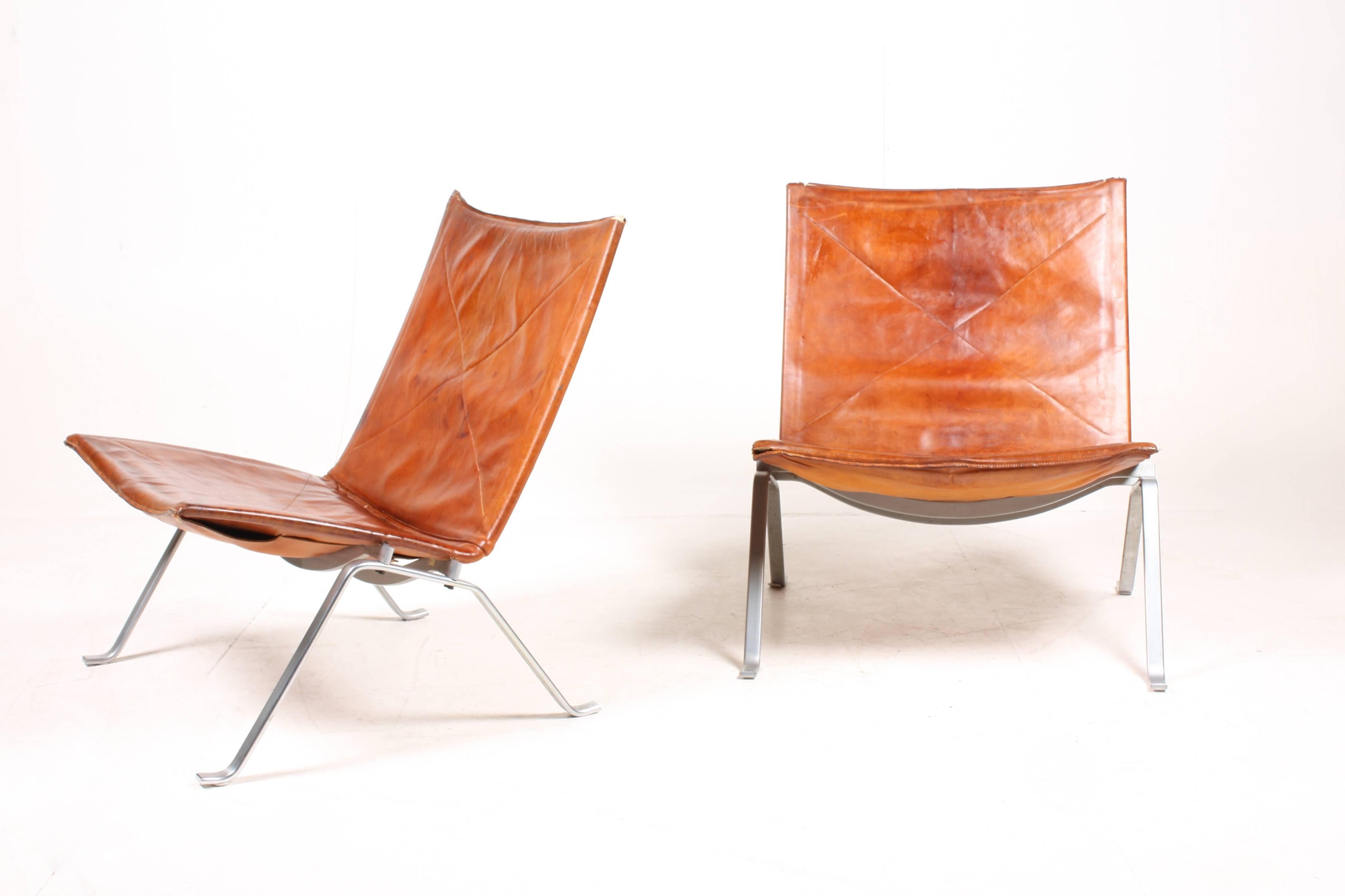 Scandinavian Modern Pair of PK 22 Lounge Chairs