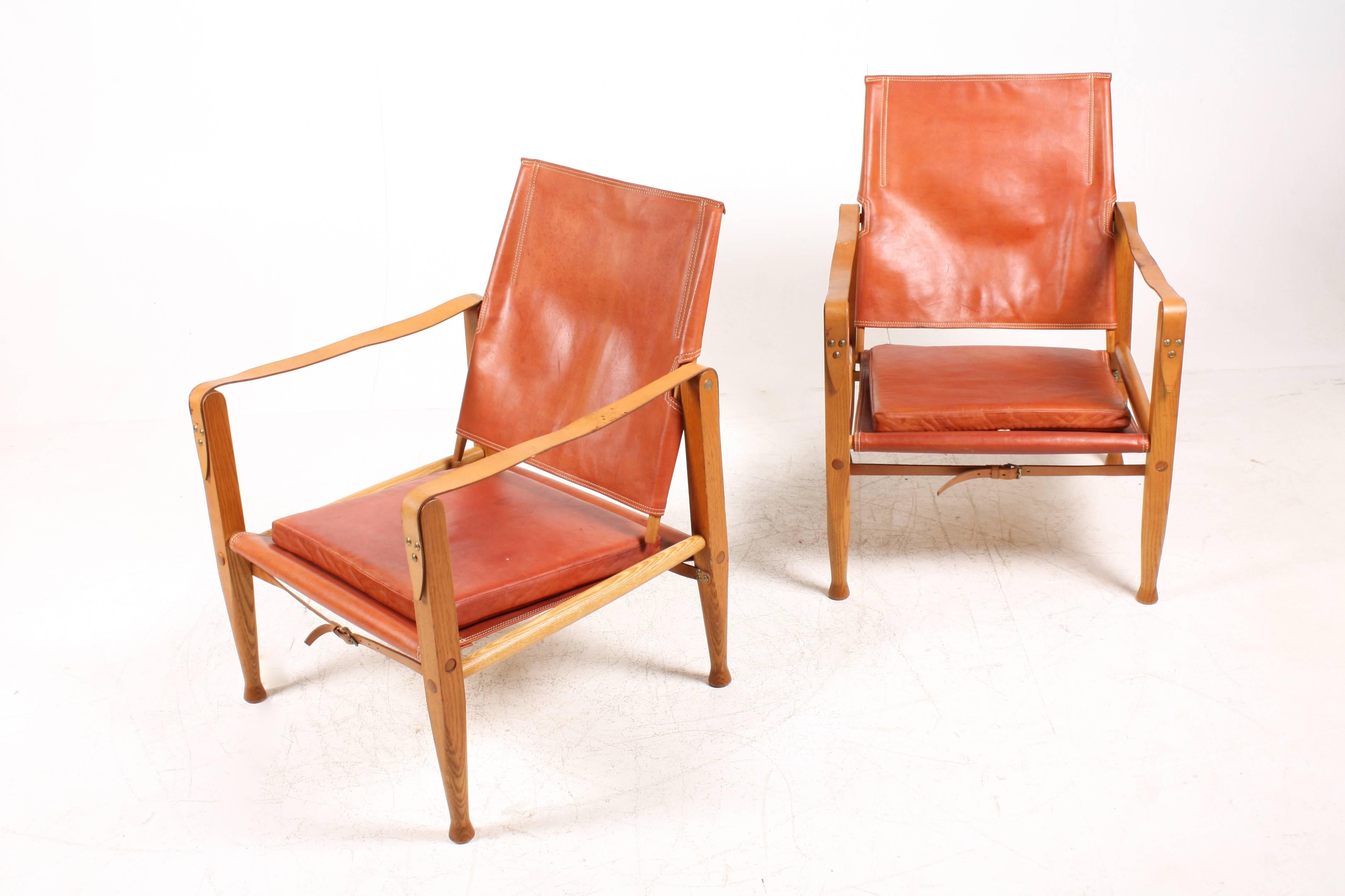 Mid-20th Century Pair of Kaare Klint Safari Chairs