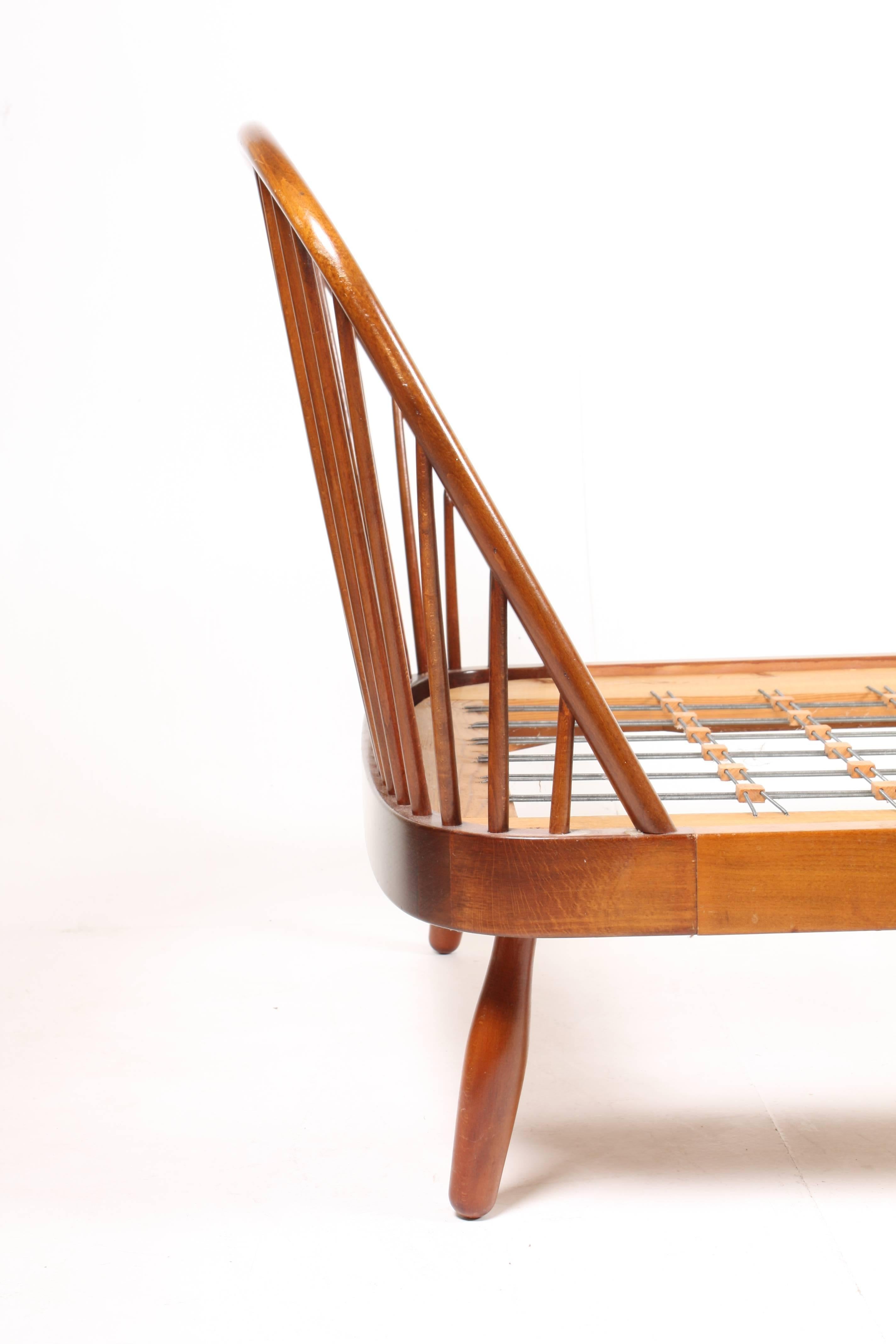 Mid-20th Century Daybed by Frode Holm