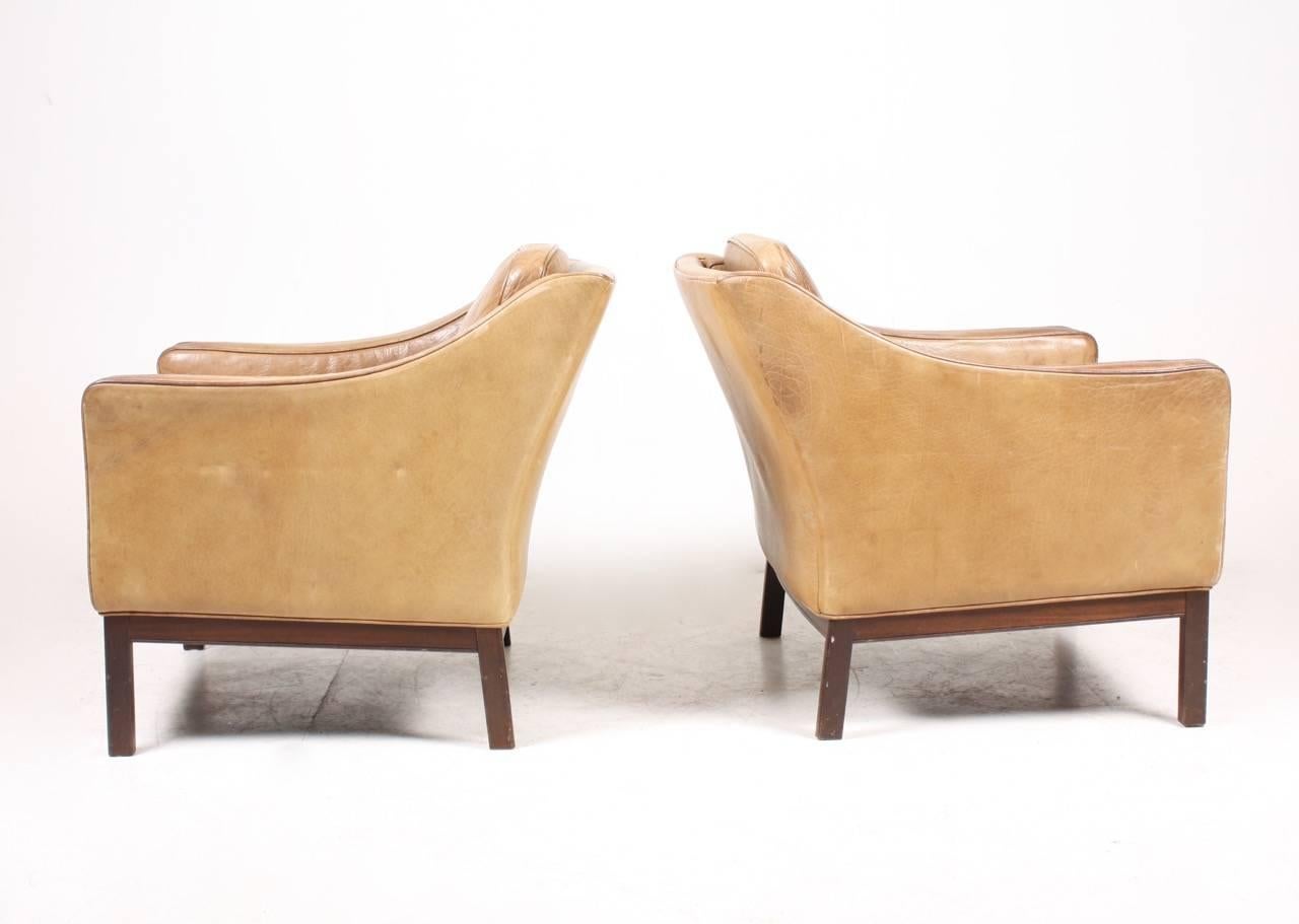 Pair of Danish Leather Lounge Chairs, 1970s In Good Condition In Lejre, DK