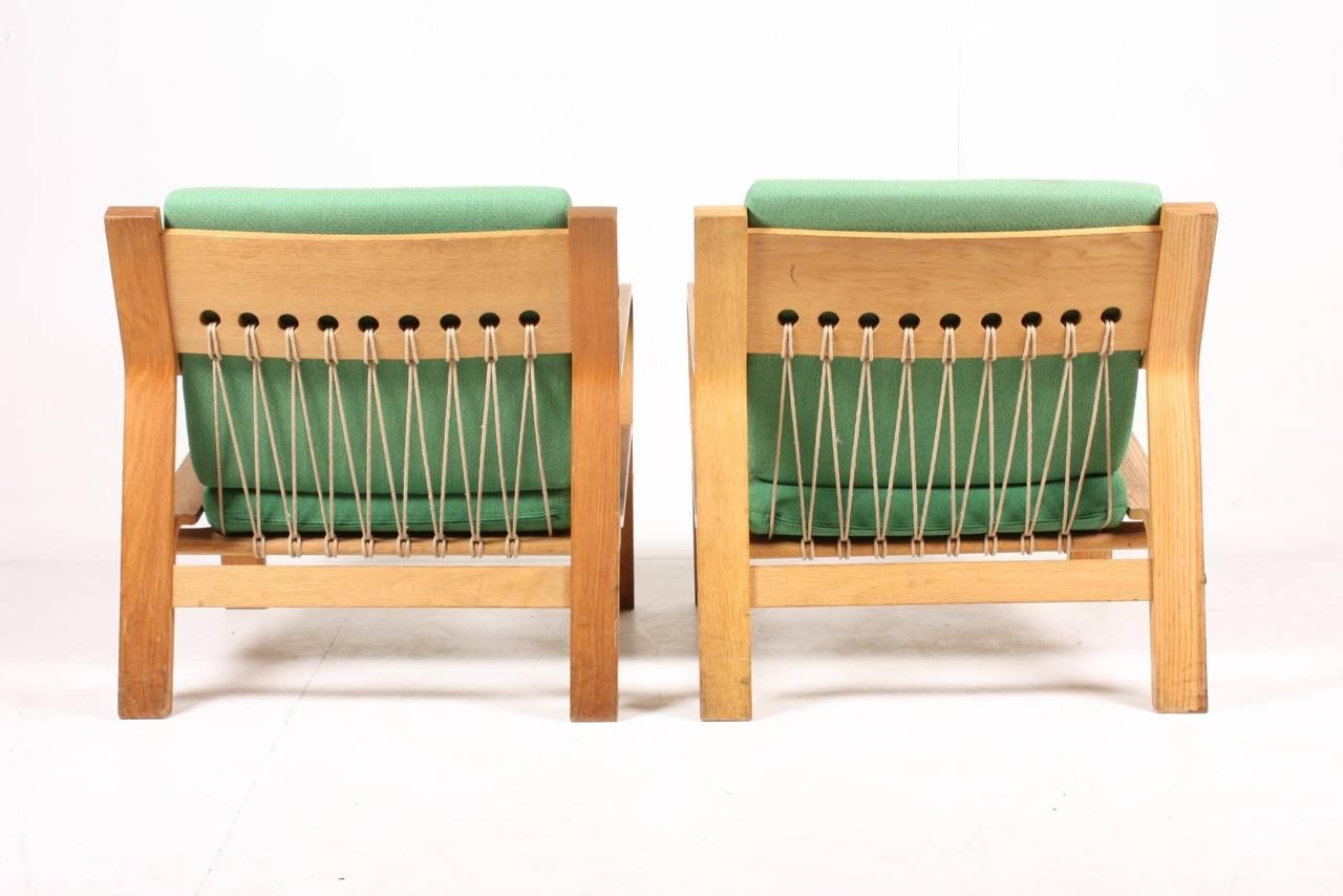 Scandinavian Modern Pair of Easy Chairs by Wegner