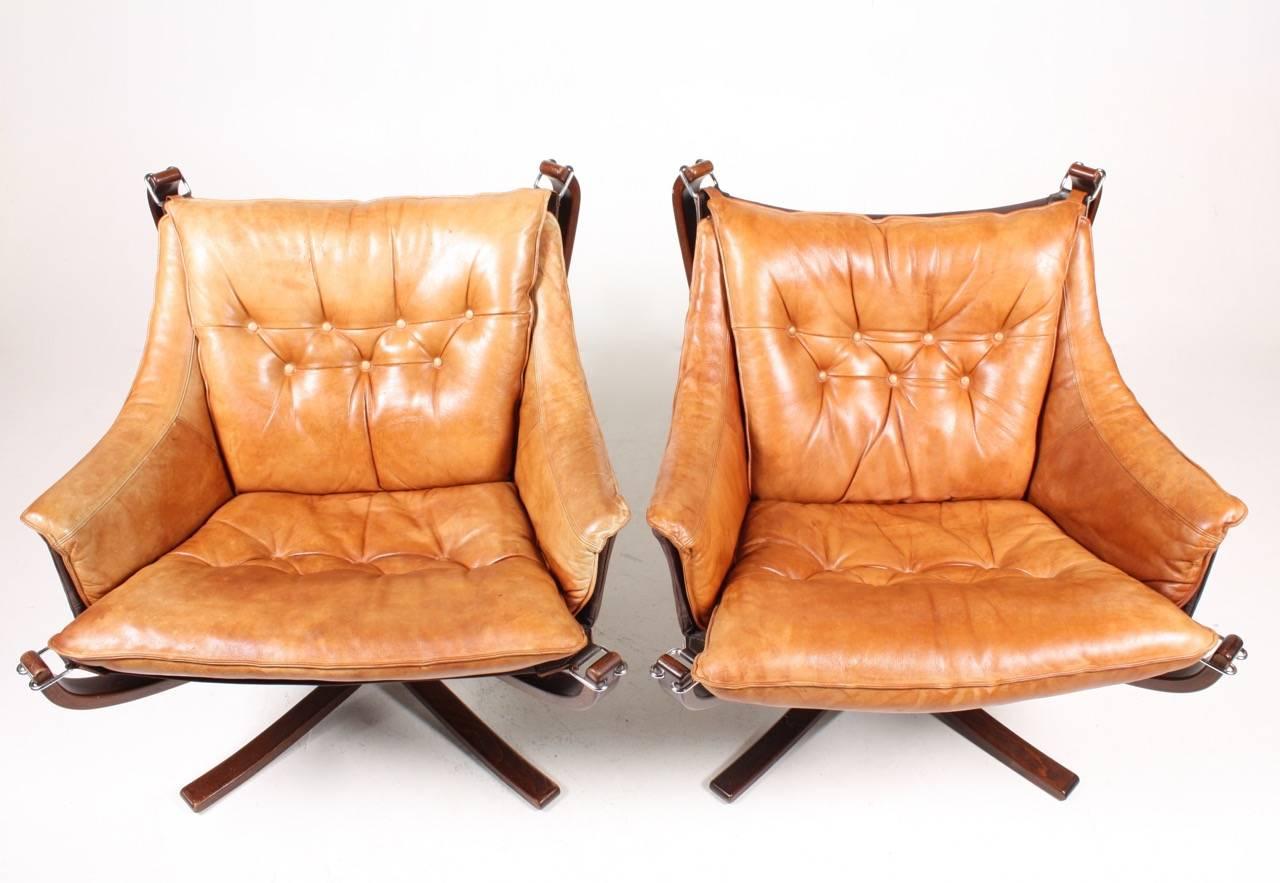 Pair of Falcon Lounge Chairs by Sigurd Ressell 1