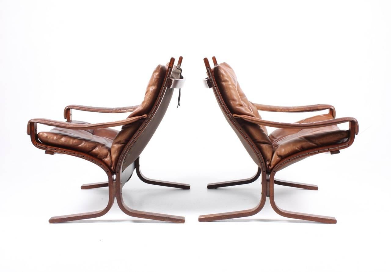 Scandinavian Modern Pristine Pair of Lounge Chairs by Ingmar Relling