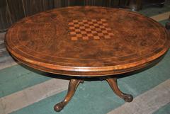 19th Century English Walnut Breakfast / Games Table