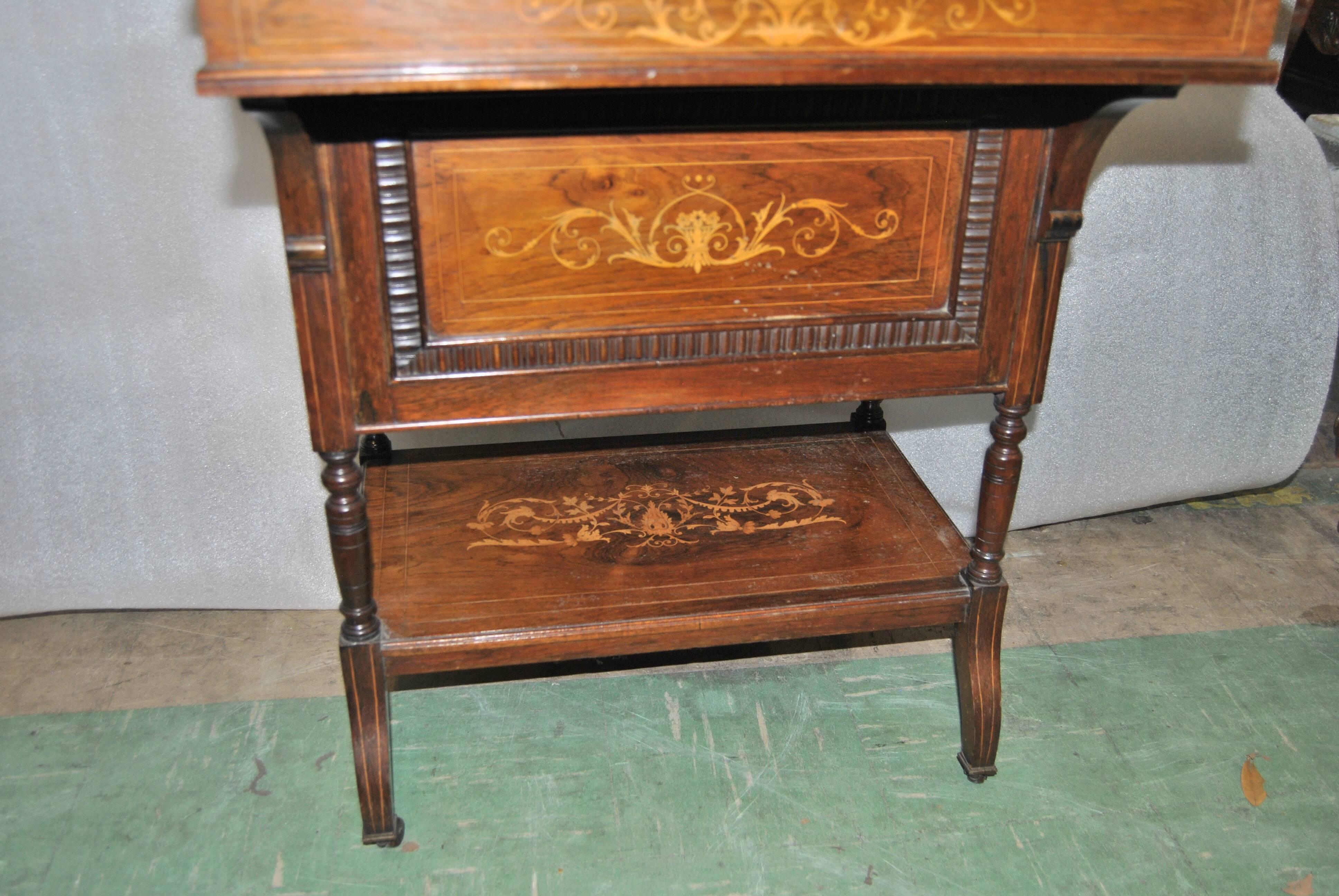 19th Century English Rosewood Davenport Desk In Excellent Condition In Savannah, GA