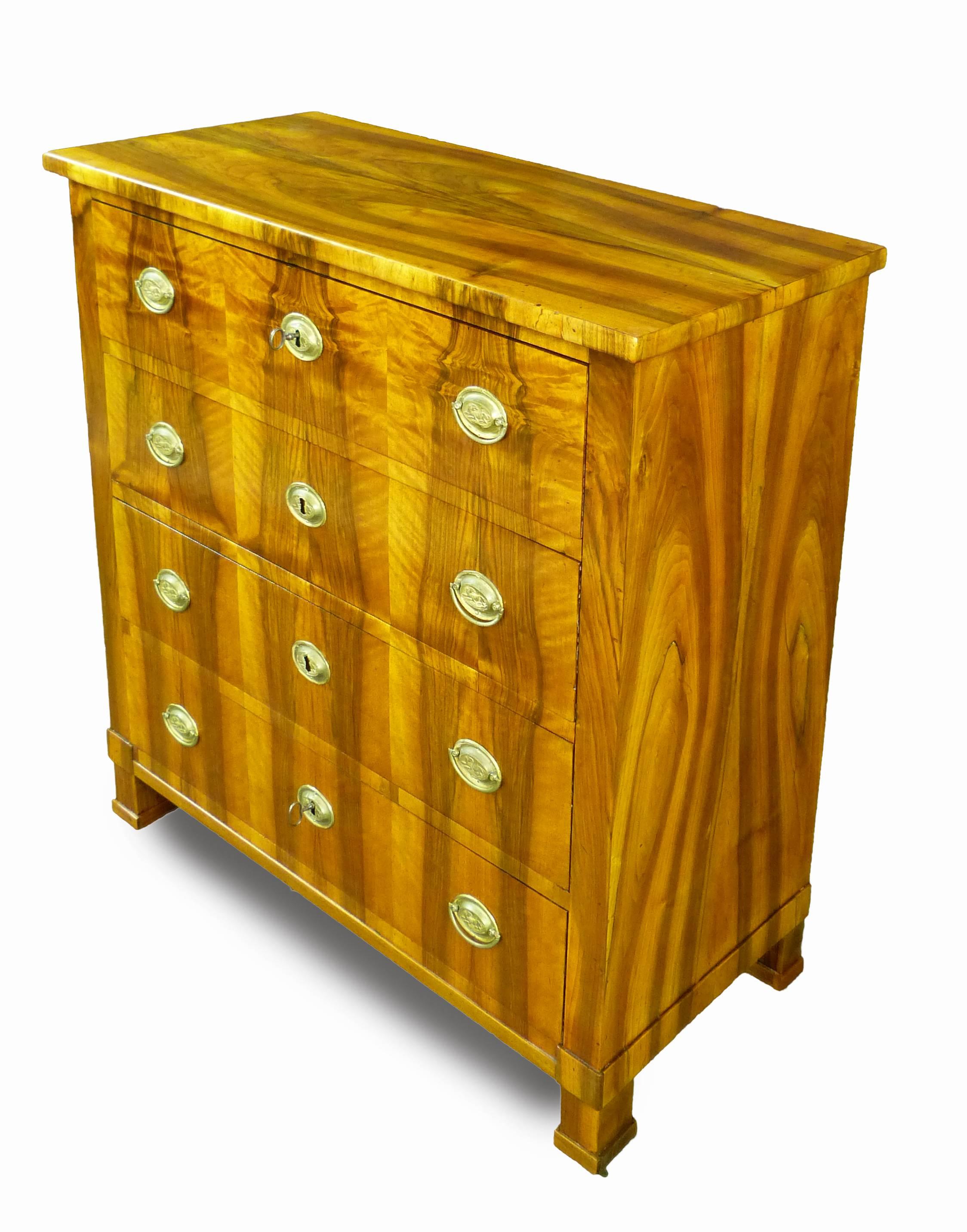 Commode Chest of Drawers Biedermeier 19th Century Olive wood - RETIREMENT SALE In Excellent Condition In Santander, ES