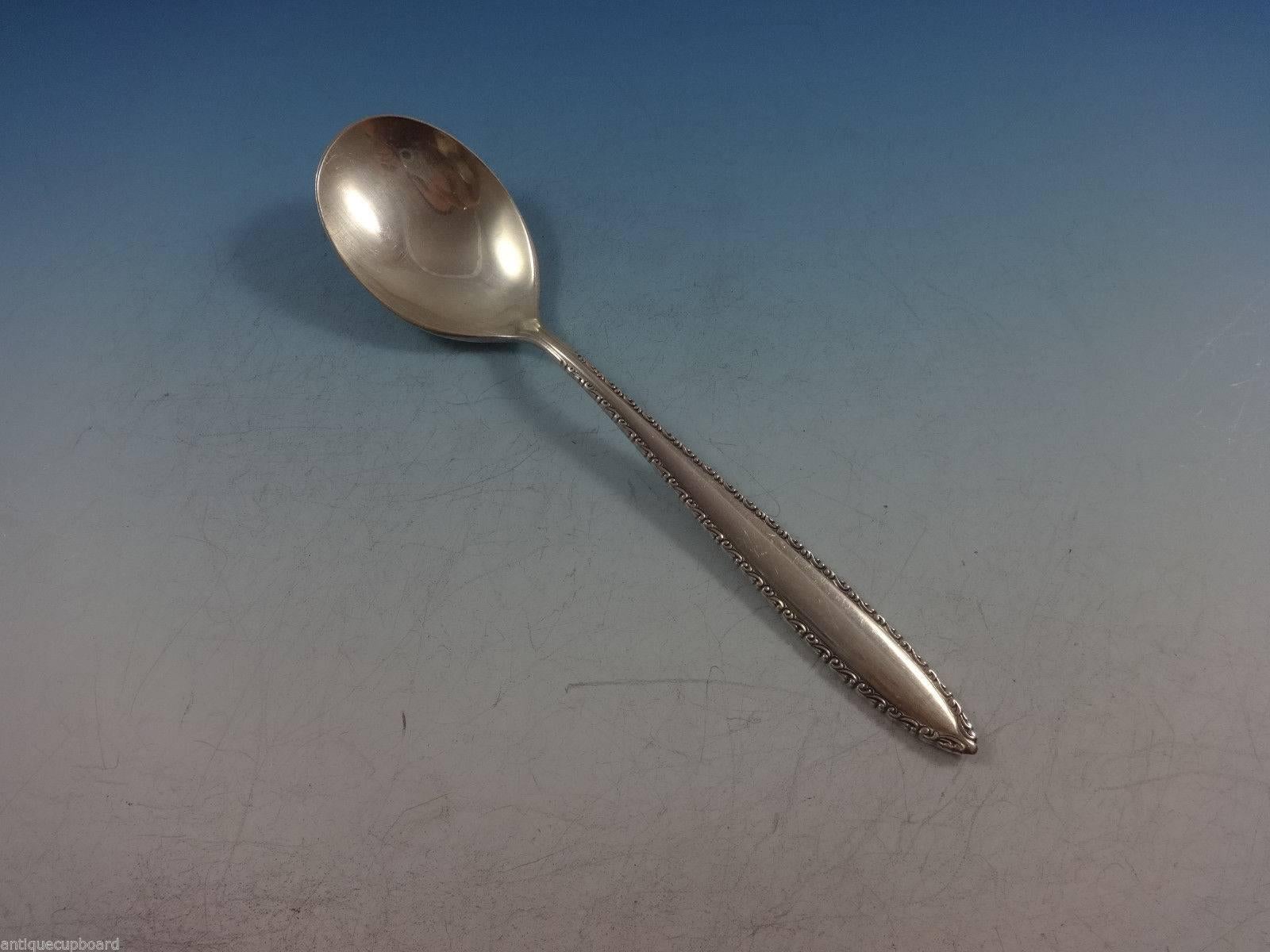 Metà XX secolo Michele by Wallace Set di posate in argento sterling per otto persone Servizio 35 pezzi in vendita