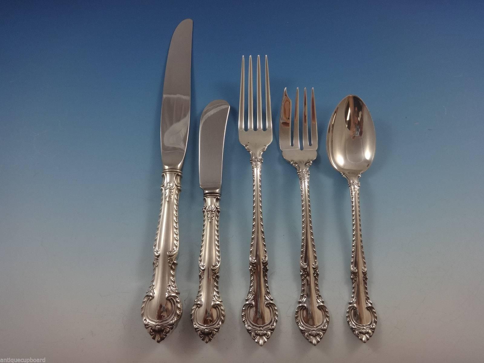 English Gadroon by Gorham Sterling Silver Flatware Set - 43 pieces. This set includes: 

8 KNIVES, 9