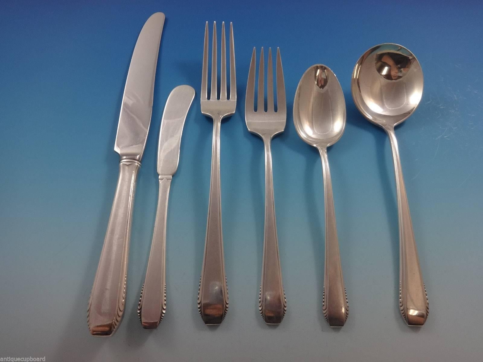 Cascade by Towle sterling silver flatware set, 39 Pieces. Great starter set! This set includes:

Six knives, 8 3/4