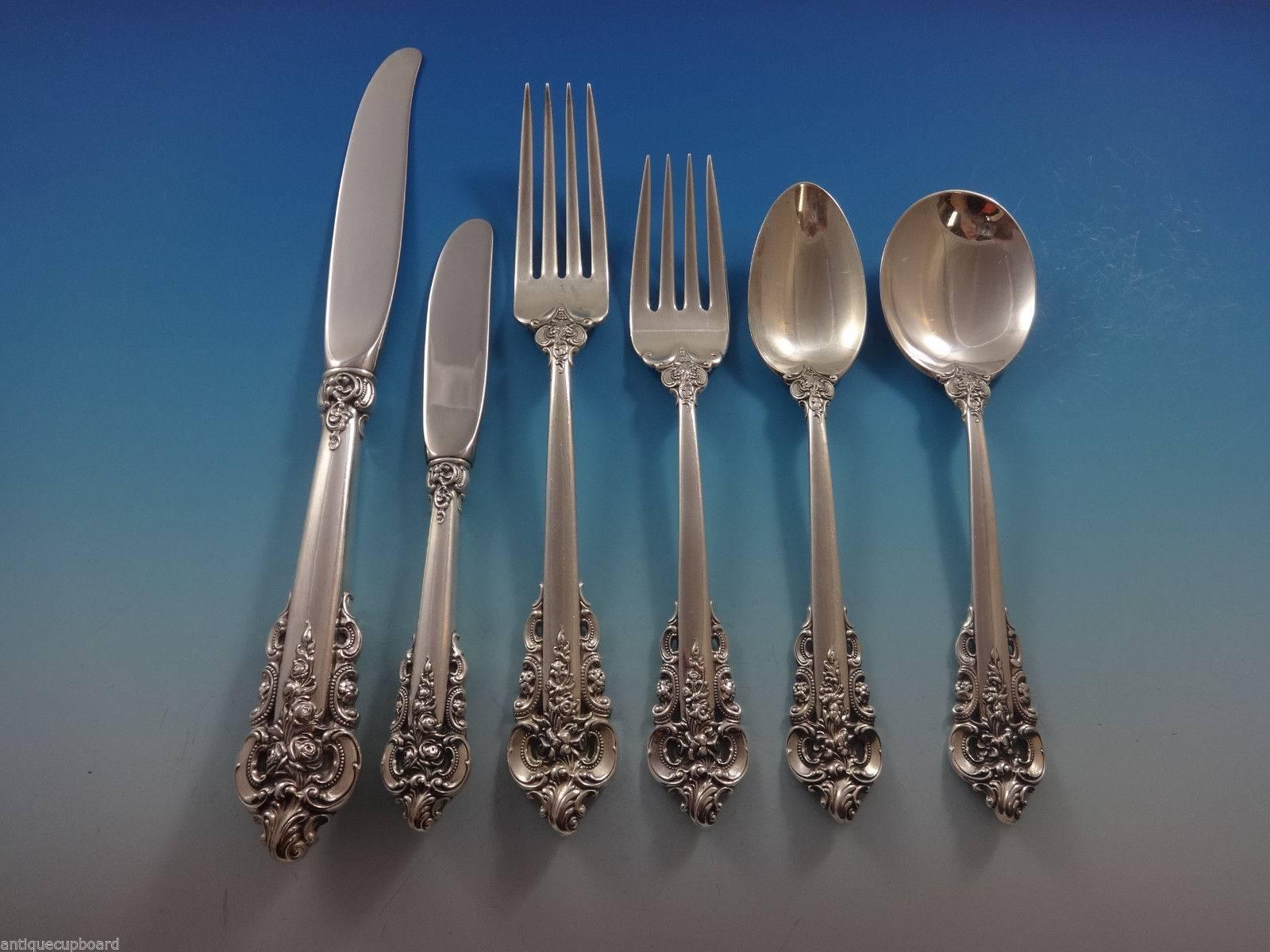 Monumental Grande Baroque by Wallace Sterling silver flatware set of 116 pieces. This set includes:

18 knives, 8 7/8