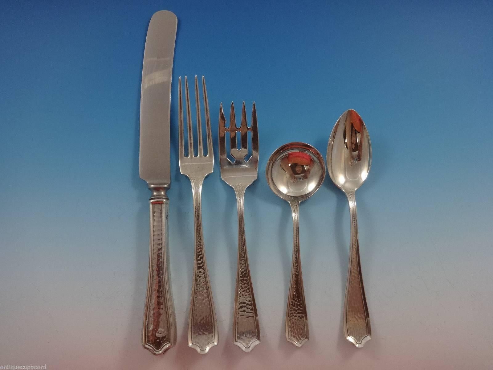 Fabulous Maryland hand-hammered by Alvin sterling silver Flatware set of 47 Pieces. This rare set has a beautiful, subtle hand-hammered finish and includes:

Eight knives, 9