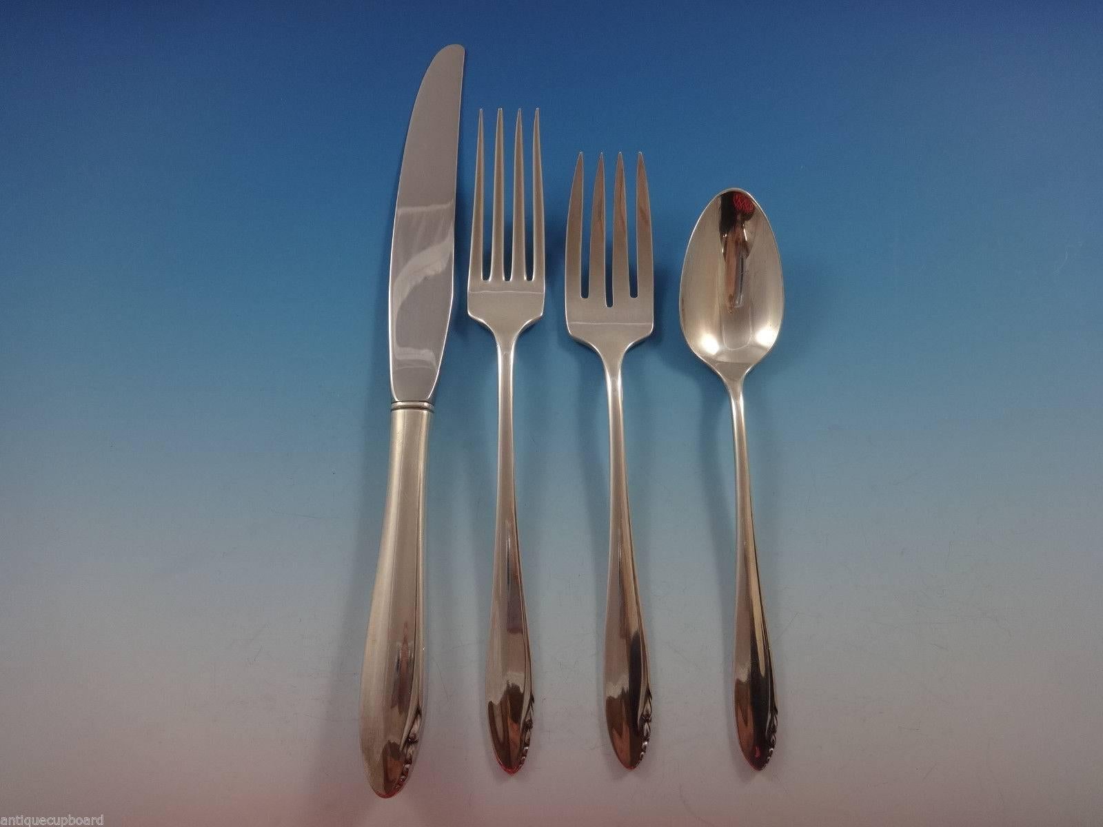 Lasting Spring by Oneida Sterling Silver Flatware Set for 12 Service 59 Pieces In Excellent Condition In Big Bend, WI