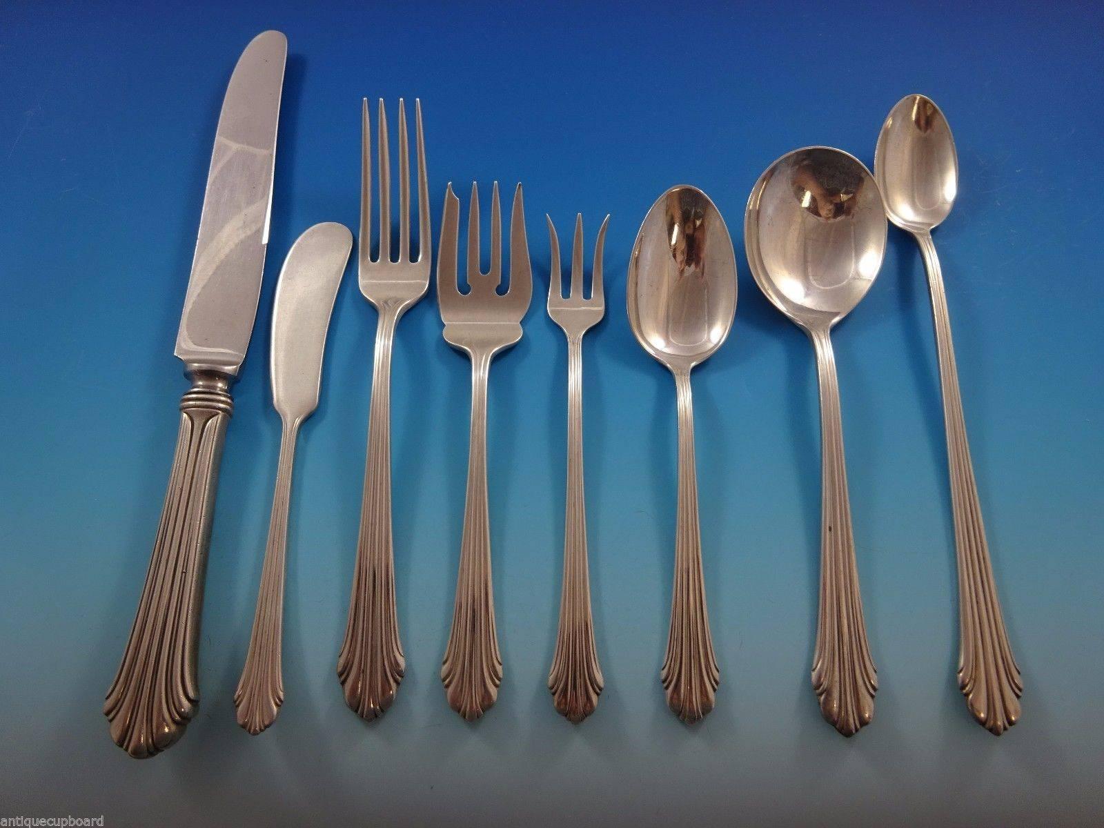 Lovely Homewood by Kirk Stieff sterling silver flatware set - 99 pieces. This set includes:

12 knives, 9