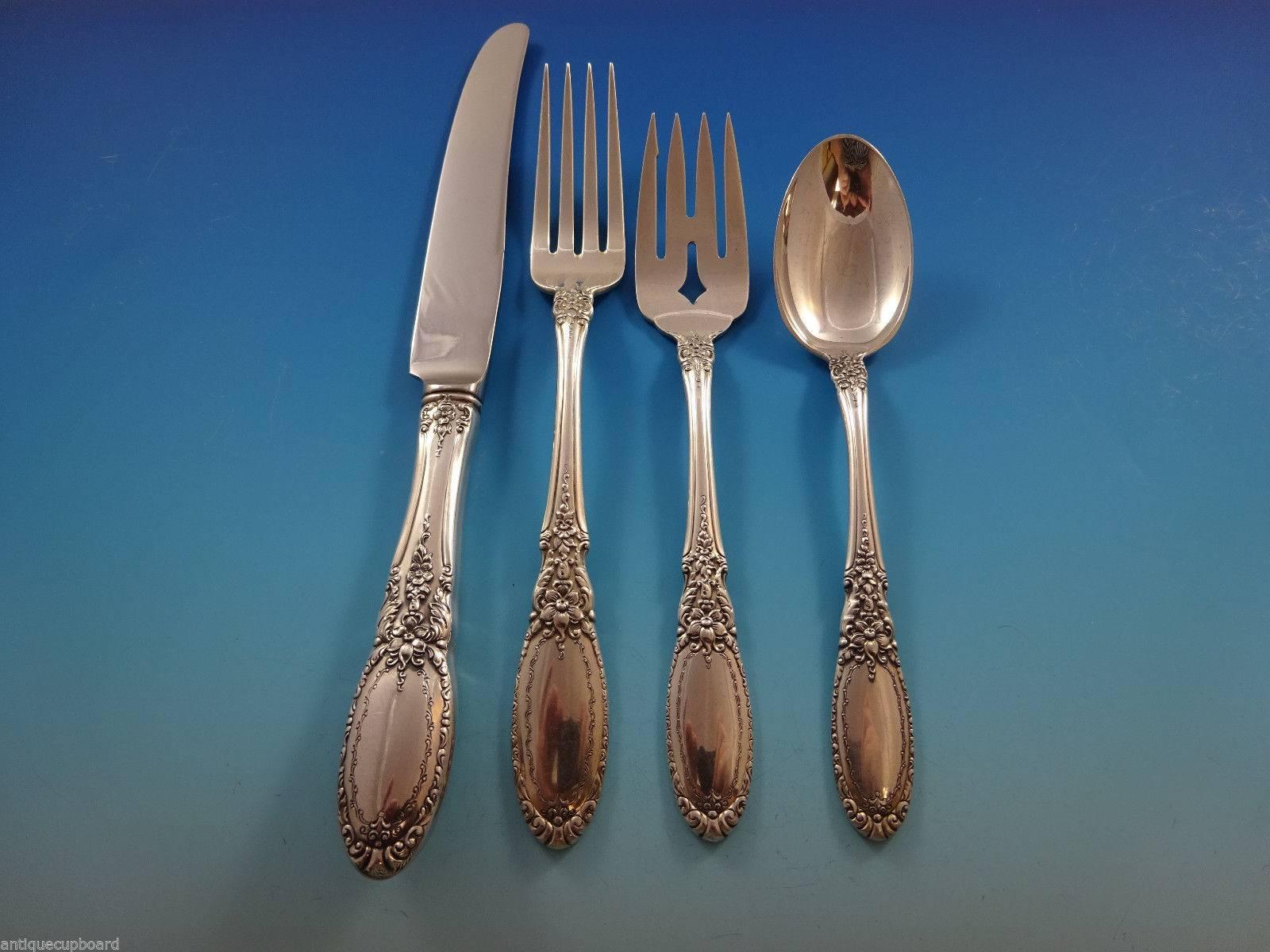 Old Mirror by Towle Sterling Silver Flatware Service Set of 30 Pieces In Excellent Condition For Sale In Big Bend, WI