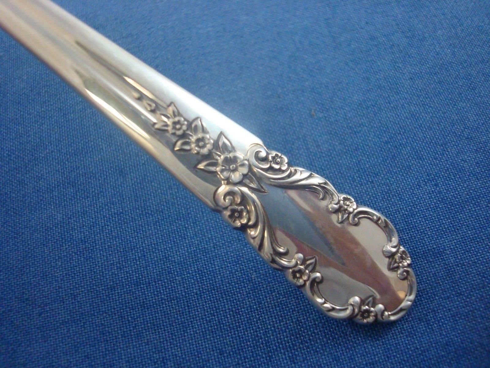 Mid-20th Century Bridal Veil by International Sterling Silver Flatware Set 8 Service 51 Pieces