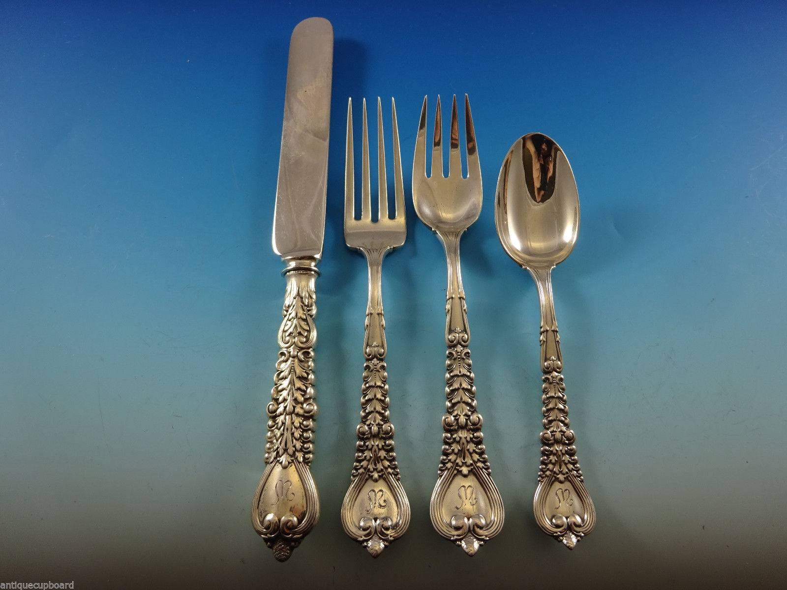 In 1847, Tiffany & Co. introduced its first sterling silver flatware pattern. The world quickly took notice. Since then their extensive collection of exclusive designs has come to span the history of decorative art, ranging from richly detailed
