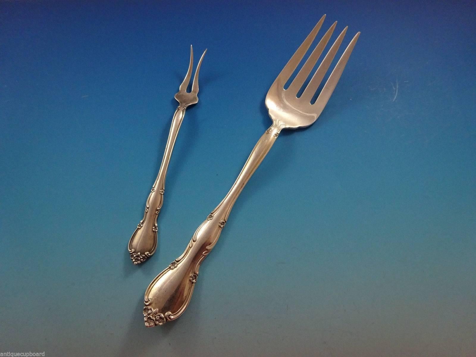 Rose Tiara by Gorham Sterling Silver Flatware Set for 12 Service 55 Pieces In Excellent Condition For Sale In Big Bend, WI