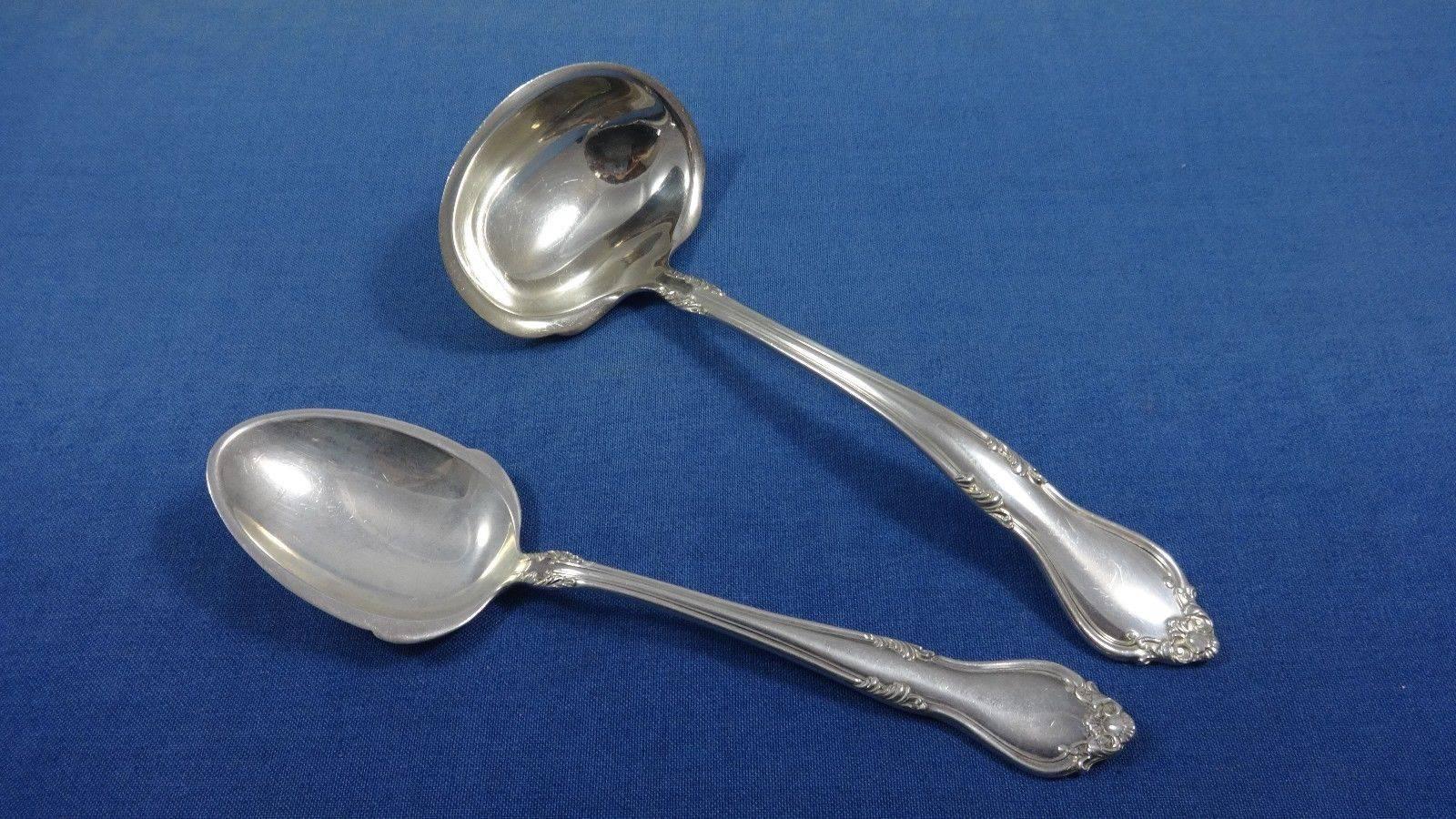 Argent sterling Ensemble de couverts en argent sterling pour huit services 54 pièces Georgian Manor by Lunt en vente
