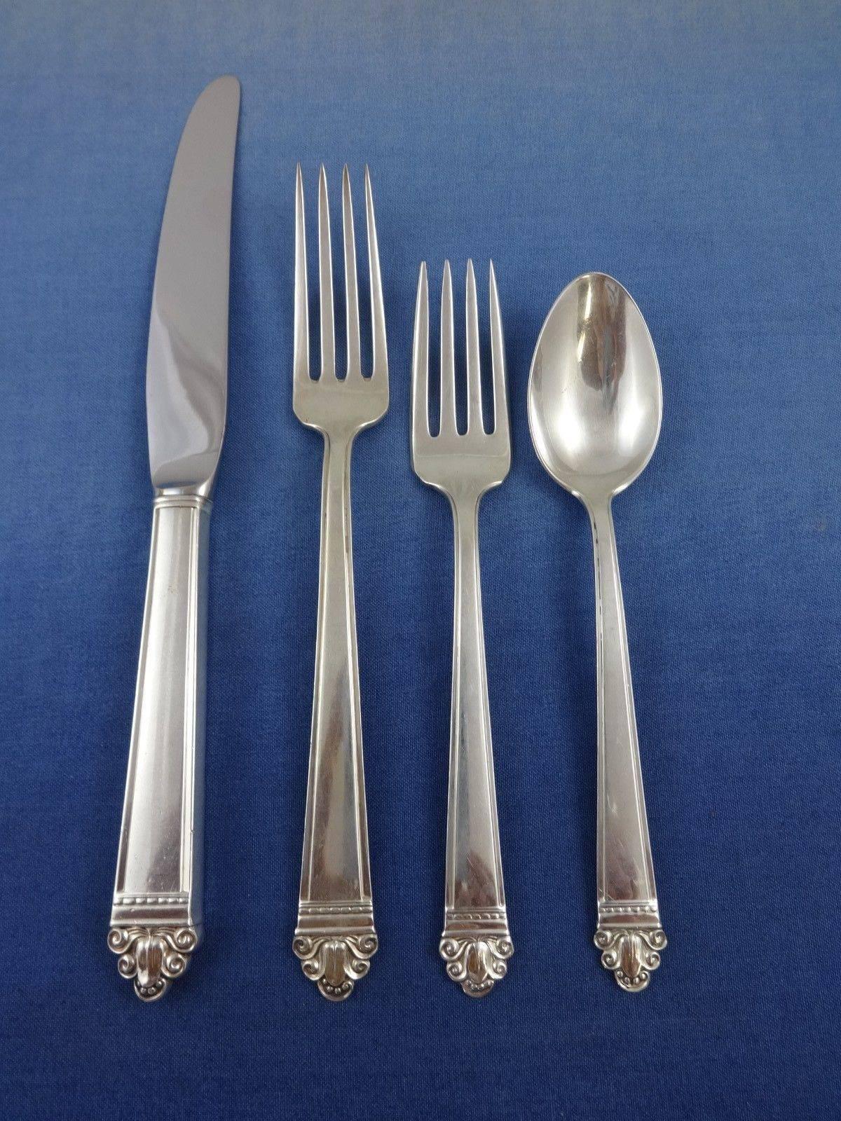 Juliana by Watson Sterling Silver Flatware Set Service 57 Pieces In Excellent Condition For Sale In Big Bend, WI