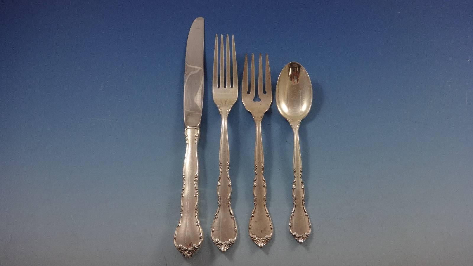 American Mignonette by Lunt Sterling Silver Flatware Set for Eight Service of 44 Pieces For Sale