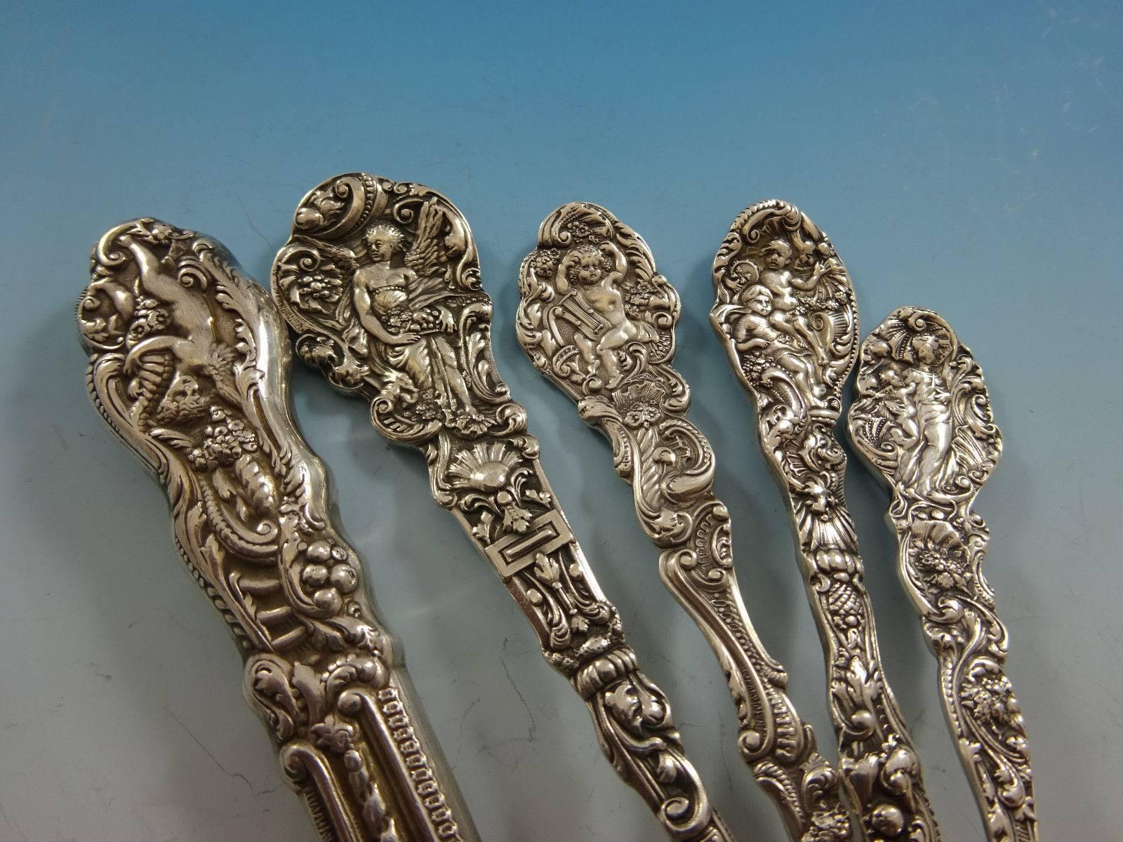 Versailles by Gorham Sterling Silver Flatware Service for 12 Set 75 Pieces In Excellent Condition In Big Bend, WI