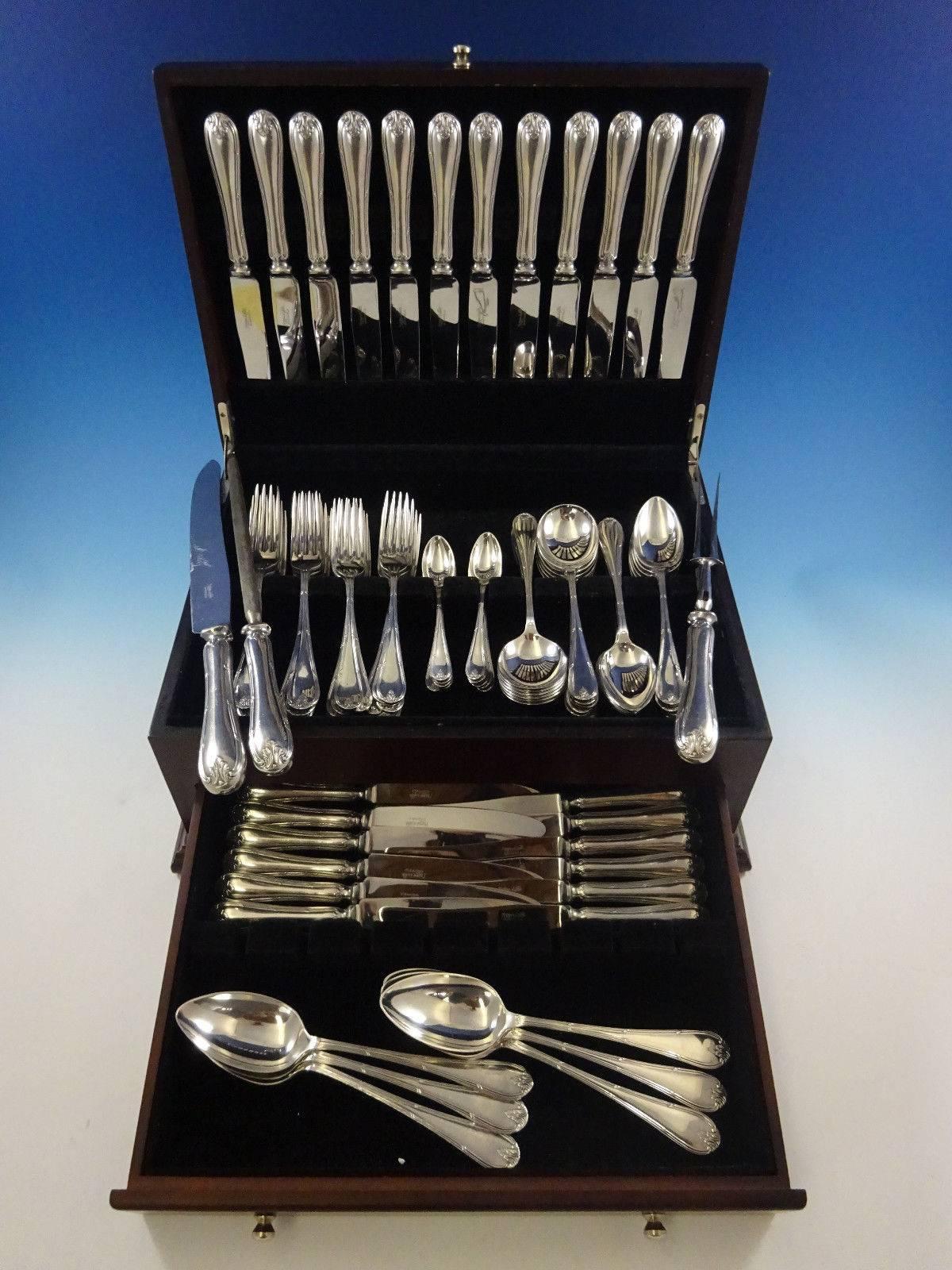 Louis XVI by Mappin & Webb English silver plate flatware set of 92 pieces.

This set includes: 
 
 
12 dinner knives, 9 3/8