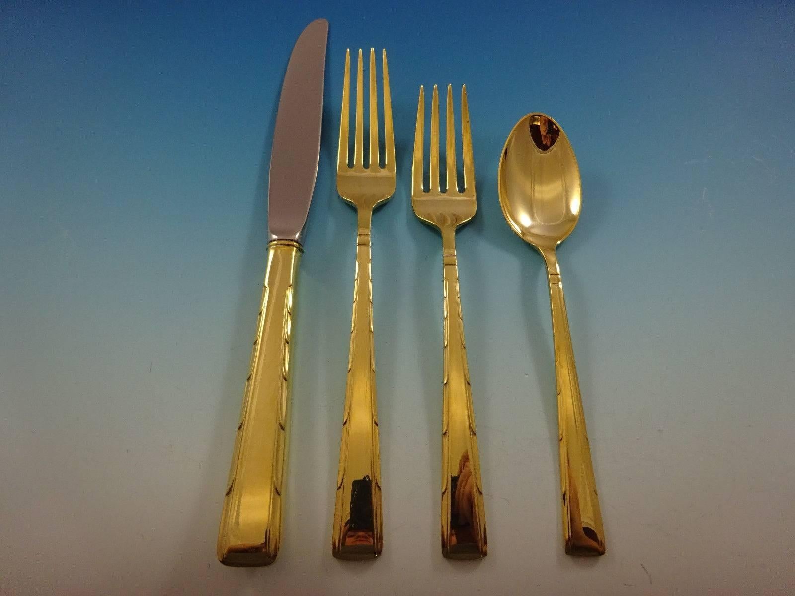Add some luxe to your life with this fabulous horizon gold by Easterling Sterling Silver flatware set - 32 pieces. Gold flatware is on trend and makes a bold statement on your table, especially when paired with gold rimmed china and gold accents.