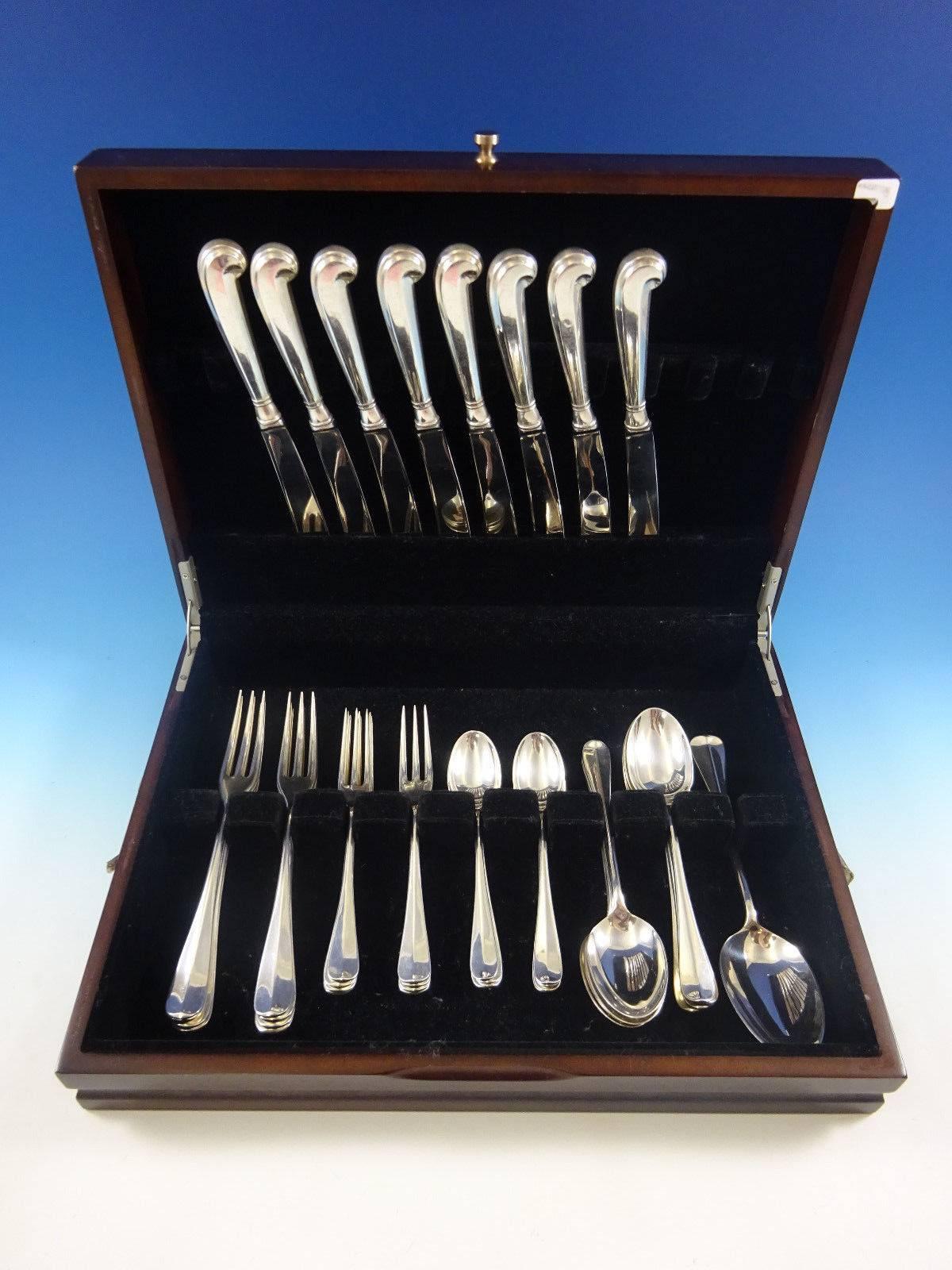 The Stieff Company was known for the quality and value of its silver products. Colonial Williamsburg commissioned Stieff to create Queen Anne in the year 1940.

Queen Anne-Williamsburg by Stieff sterling silver flatware set of 41 pieces. The pistol
