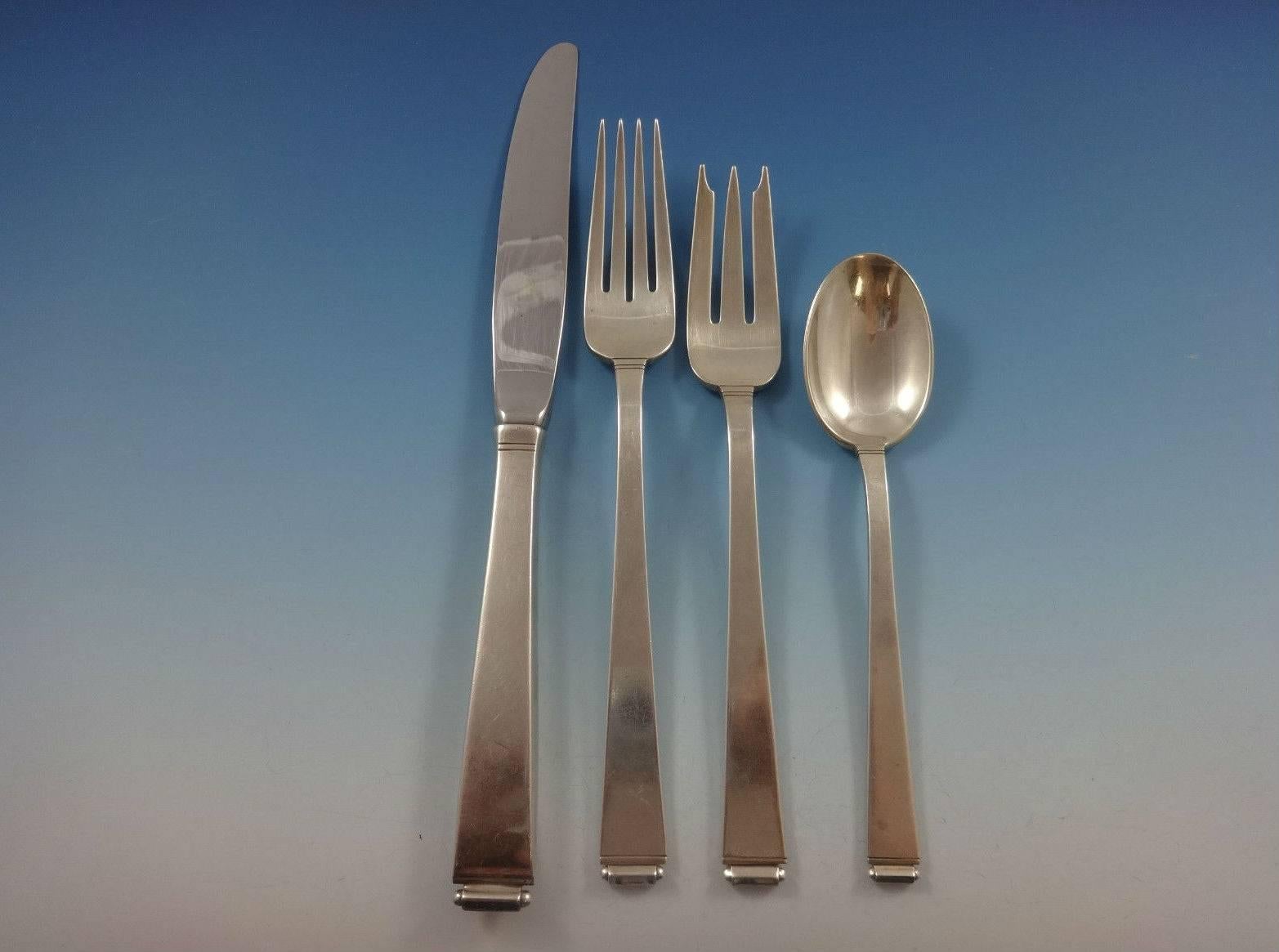 Fabulous Mid-Century Modern perspective by Gorham Sterling silver flatware set of 46 pieces. 

This set includes:

Eight knives, 9 1/4