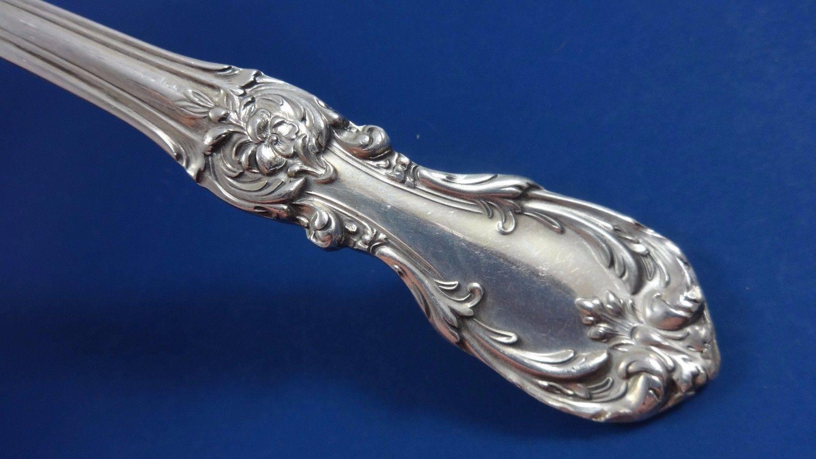 20ième siècle Ensemble de couverts en argent sterling 12 services déjeuner 60 pièces Bourgogne par Reed & Barton en vente