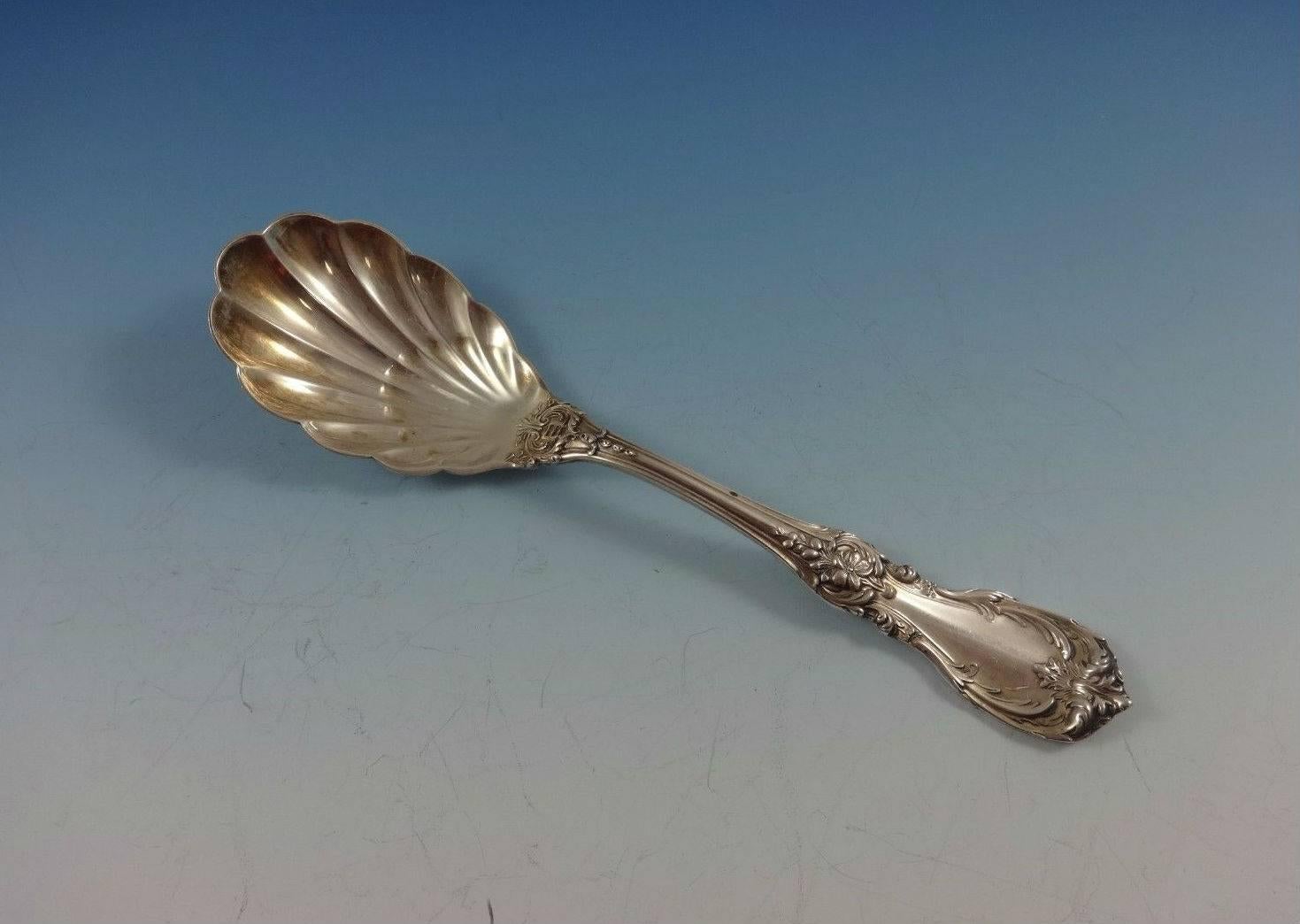 Ensemble de couverts en argent sterling 8 services déjeuner 33 pièces Bourgogne par Reed & Barton en vente 1