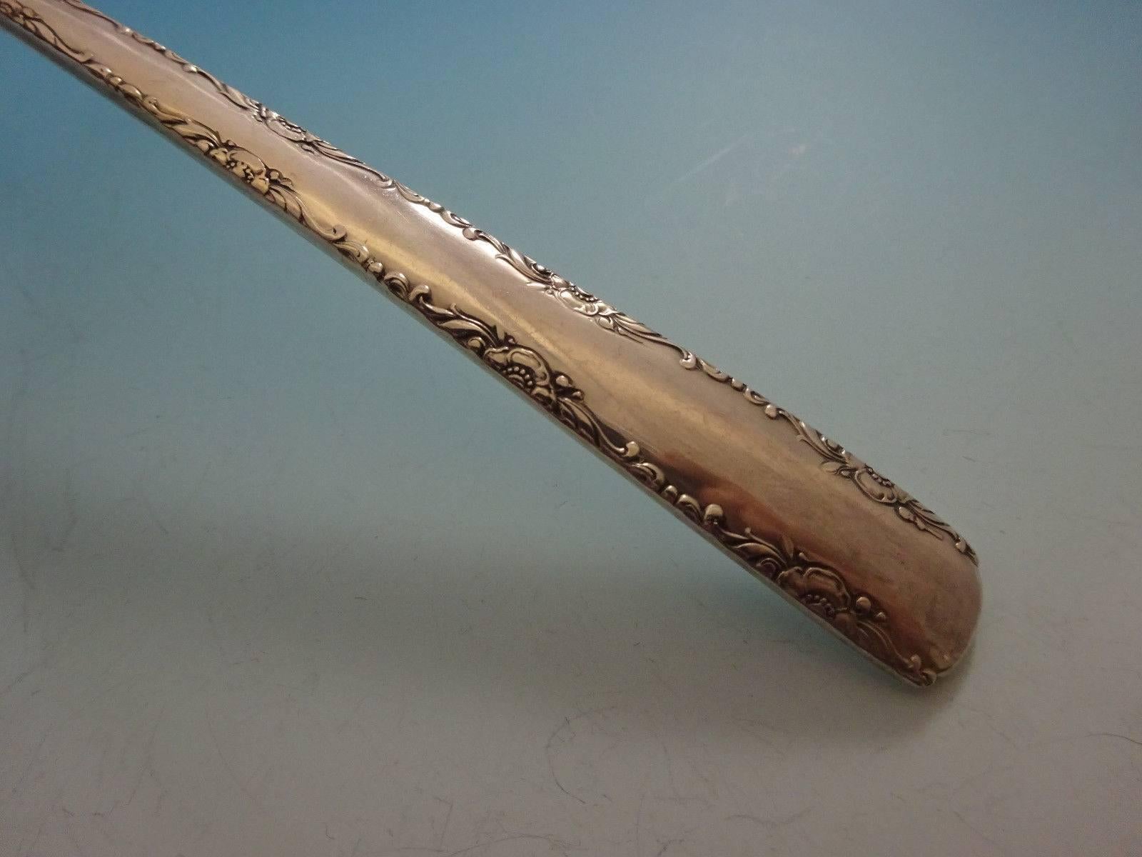 20ième siècle Ensemble de couverts en argent sterling 8 services déjeuner 32 pièces Camellia by Gorham en vente