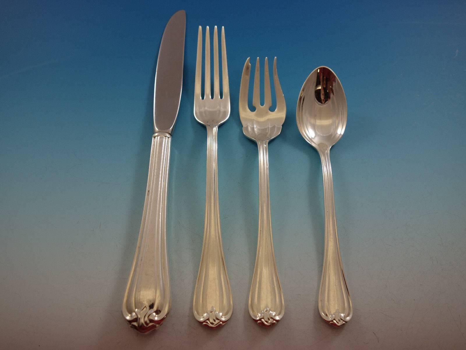 Woodwind, Reed & Barton Sterling Silver Flatware Set for eight Service 38 Pieces In Excellent Condition In Big Bend, WI