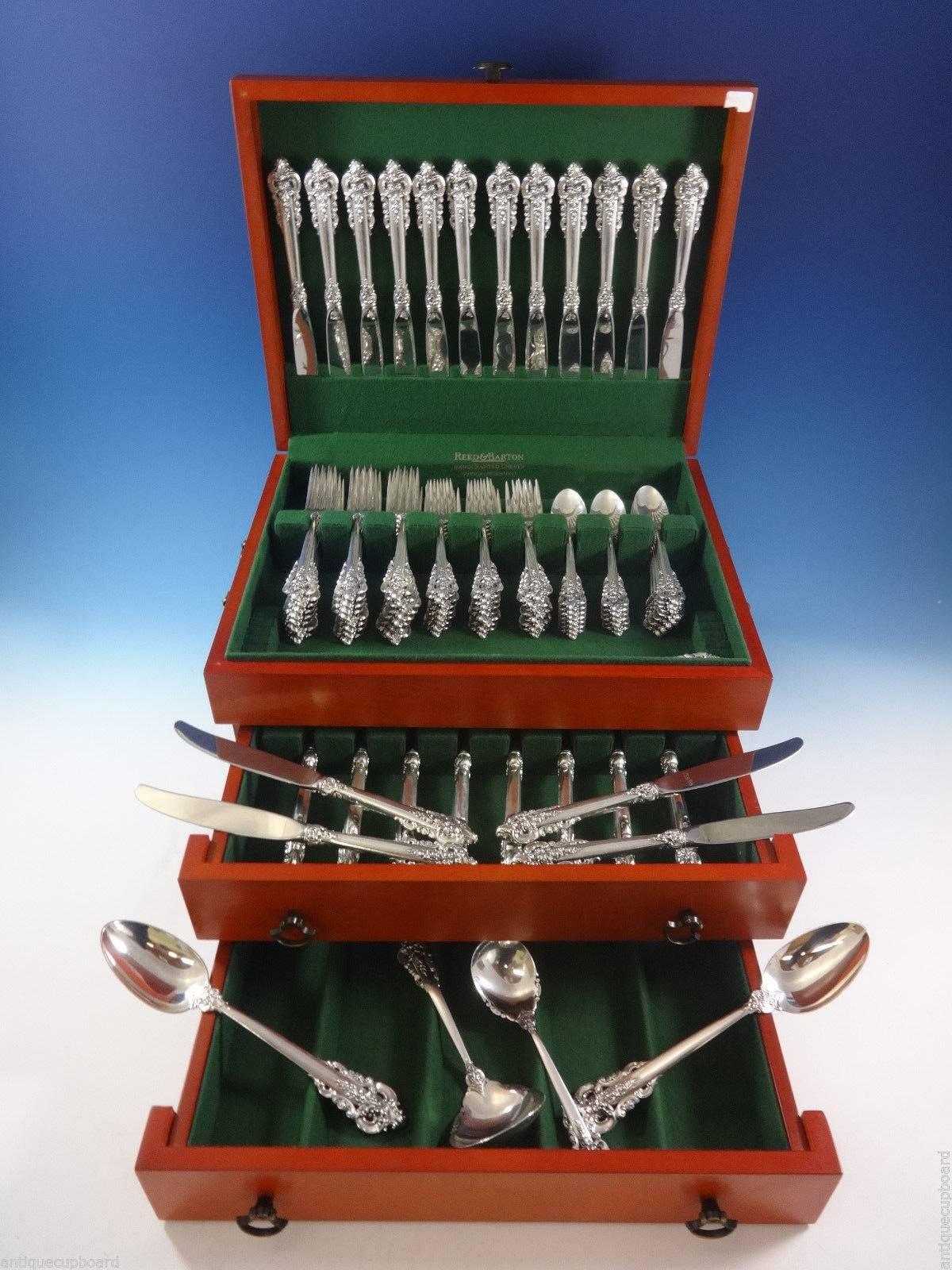 Huge Grande Baroque by Wallace sterling silver flatware set, 100 pieces:

24 knives 8 7/8