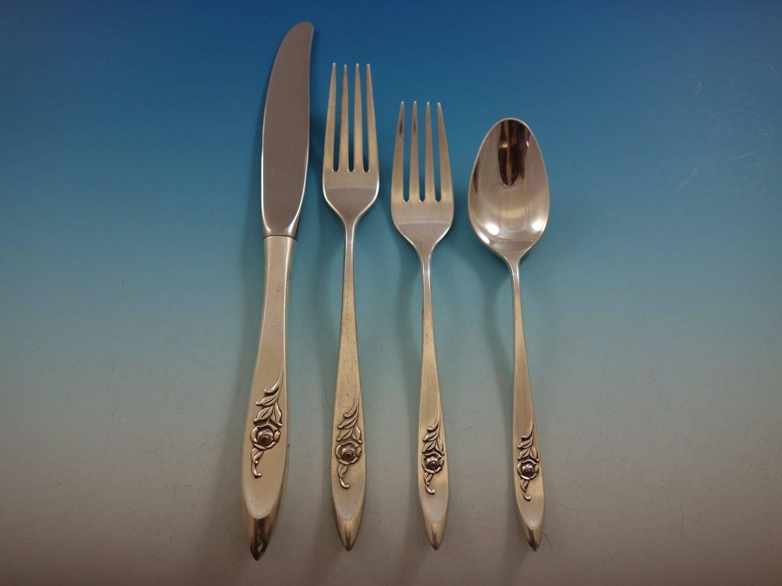 Romance Rose by International Sterling Juego de cubiertos de plata para 12 servicios 48 piezas en Excelente estado para la venta en Big Bend, WI