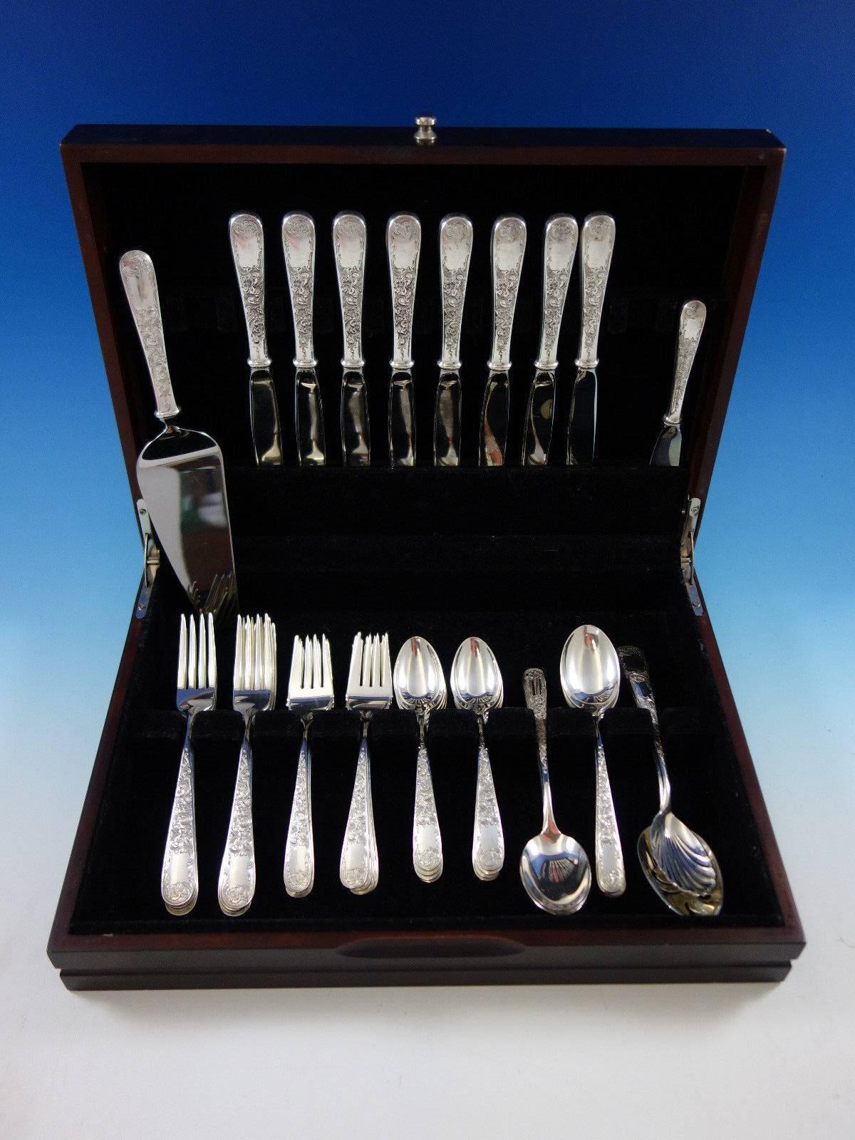 Gorgeous Old Maryland Plain by Kirk Sterling Silver Flatware set - 44 pieces. This set includes:

8 Knives, 8 7/8