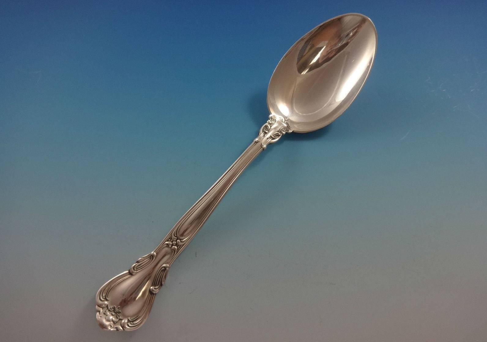 20ième siècle Ensemble de couverts en argent sterling Chantilly by Gorham, 12 services, 63 pièces en vente