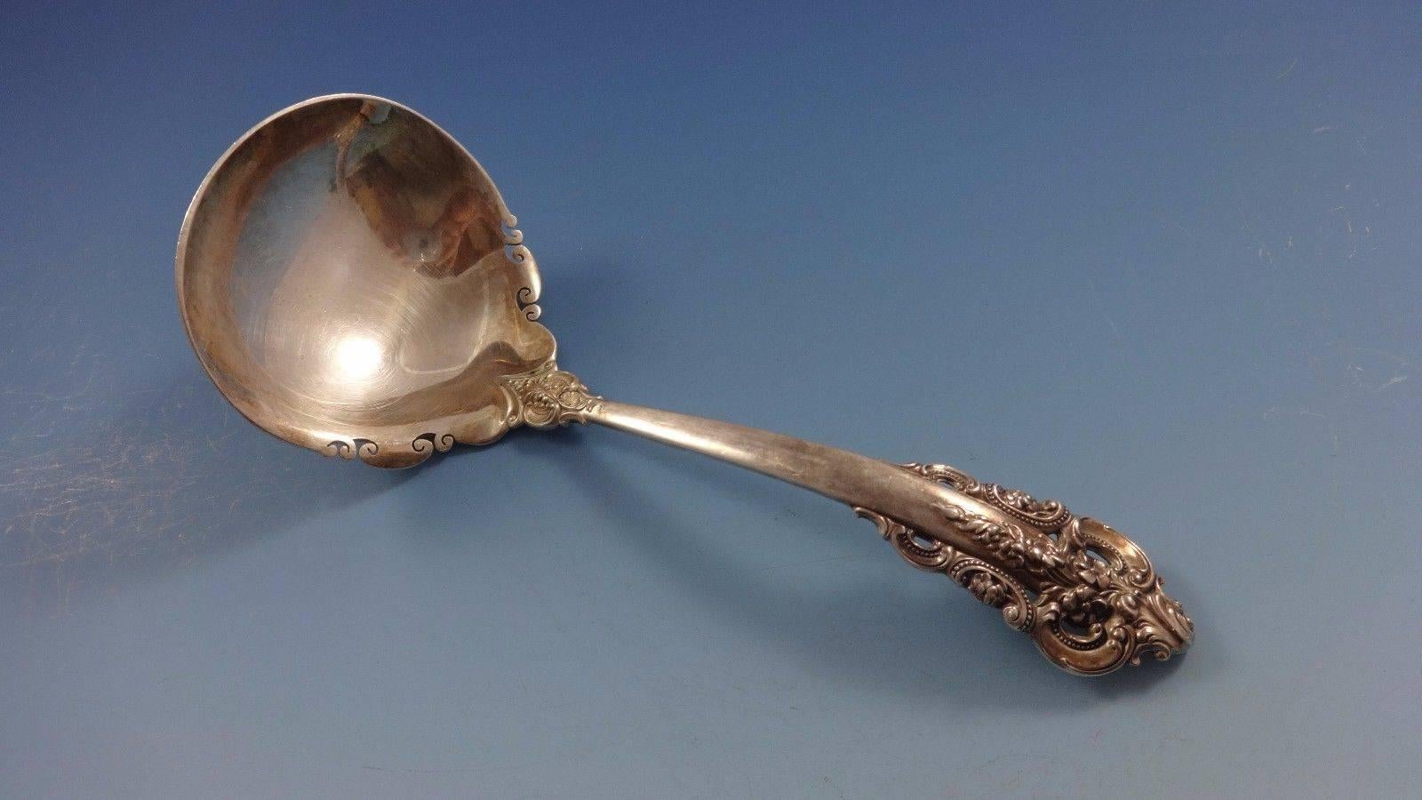 20ième siècle Service de couverts en argent sterling Grande Baroque de Wallace, 59 pièces  en vente