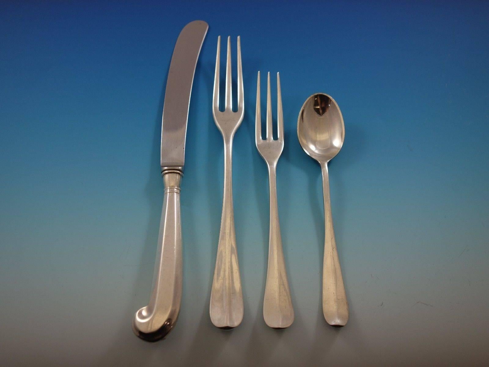 Queen Anne Williamsburg by Stieff Sterling Silver Flatware Set 48 Service 296 Pc In Excellent Condition For Sale In Big Bend, WI