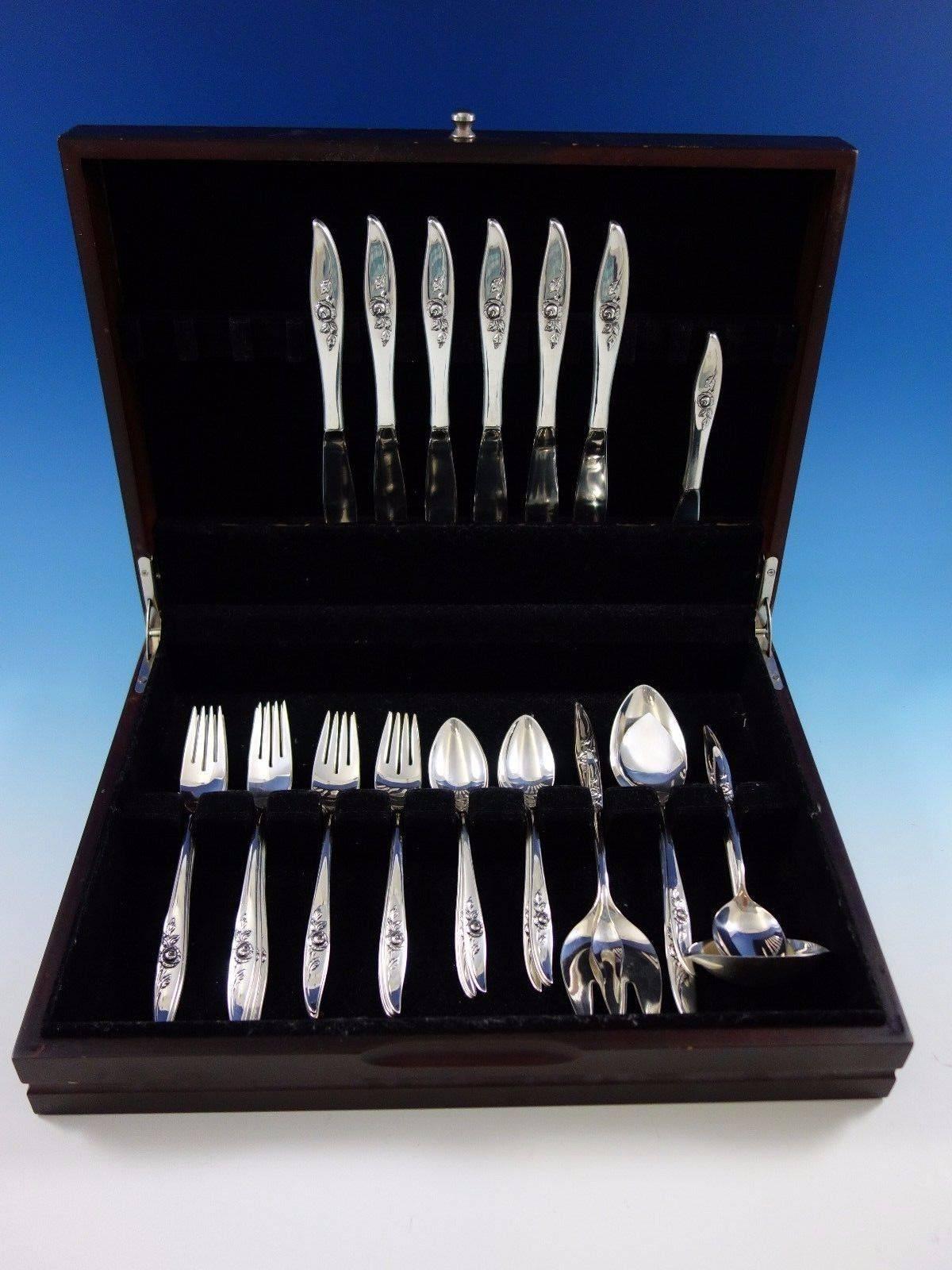Belle Rose by Oneida, featuring beautiful flower design, sterling silver flatware set - 31 pieces. This set includes: 
six knives, 9