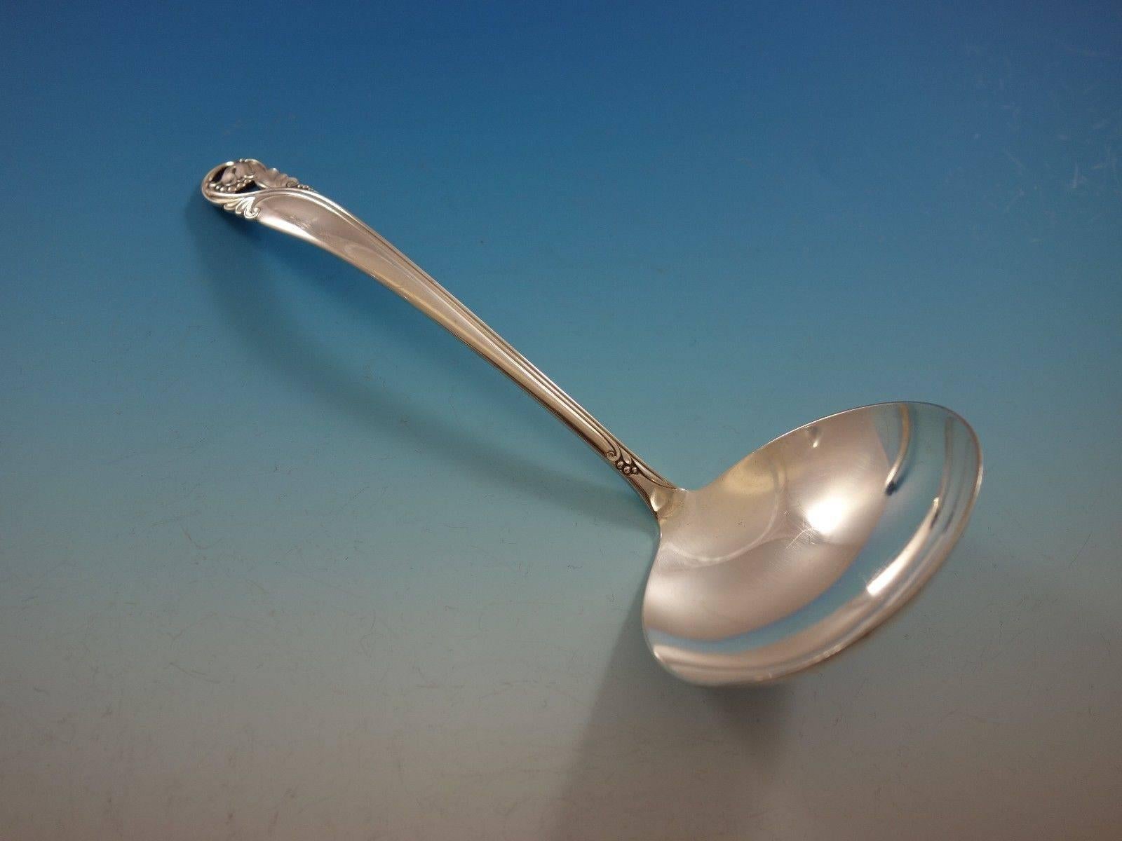 Argent sterling Ensemble de couverts en argent sterling Spring Glory par International pour 12 personnes, 80 pièces en vente