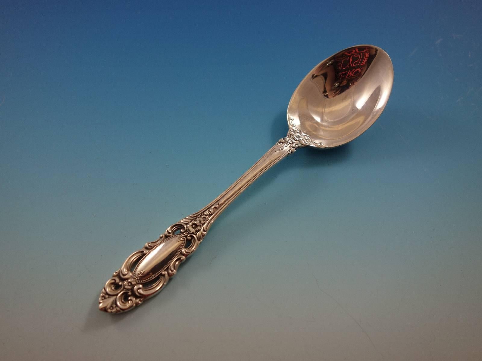 Argent sterling Service de couverts en argent sterling pour 12 personnes 51 pièces Grand Duchess par Towle en vente