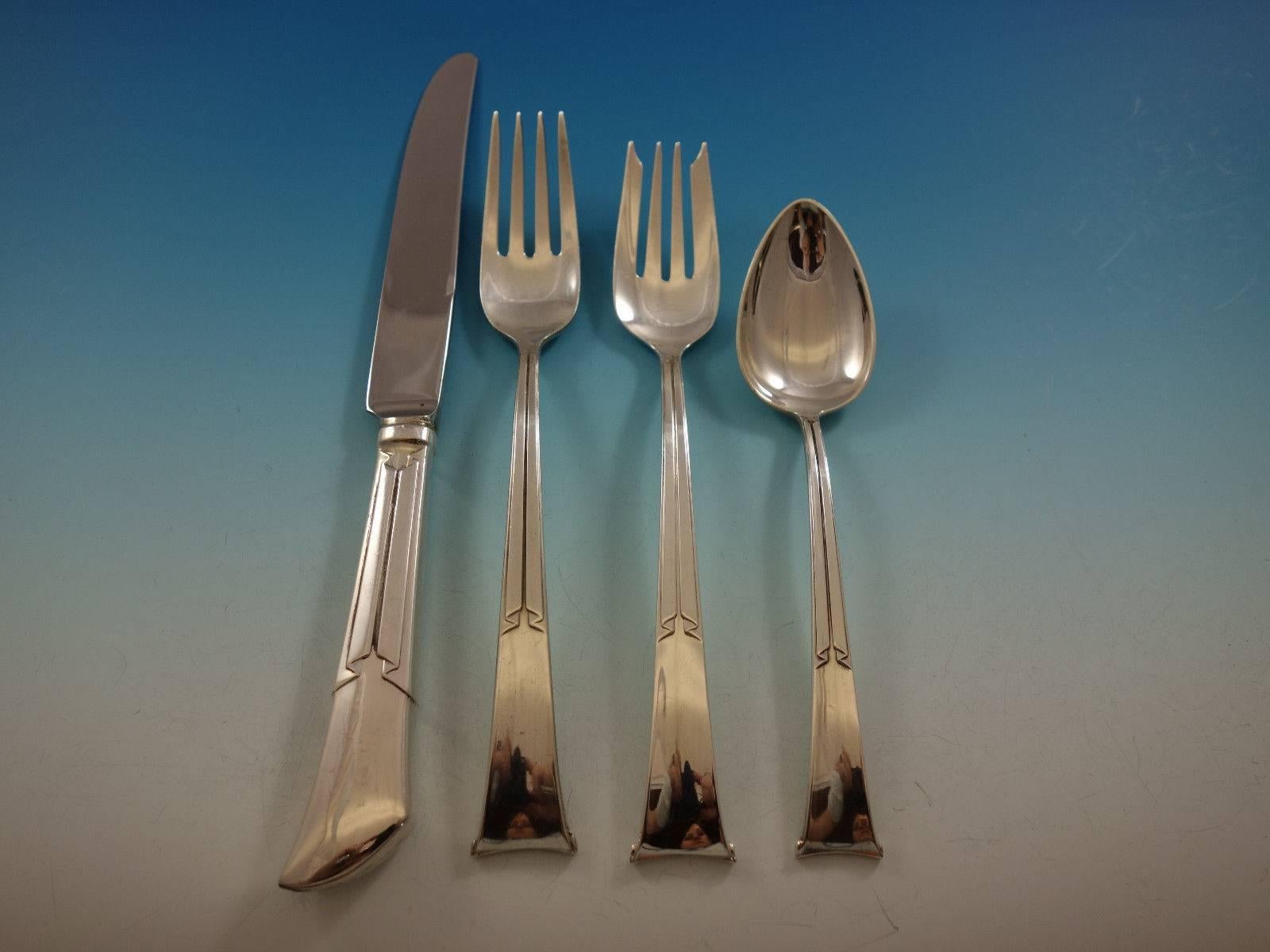 Linenfold by Tiffany & Co Sterling Silver Flatware Set 6 Service Lunch 37 Pieces In Excellent Condition In Big Bend, WI