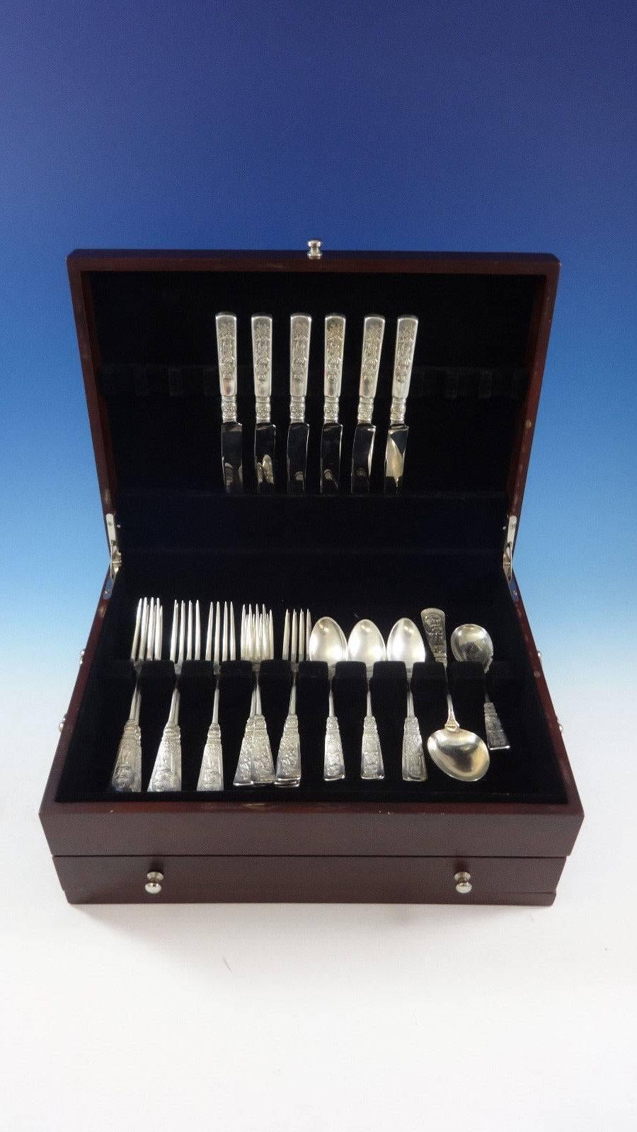 Fontainebleau by Gorham sterling silver flatware set of 26 pieces. Great starter set! This set includes: Six dinner forks, 7 5/8