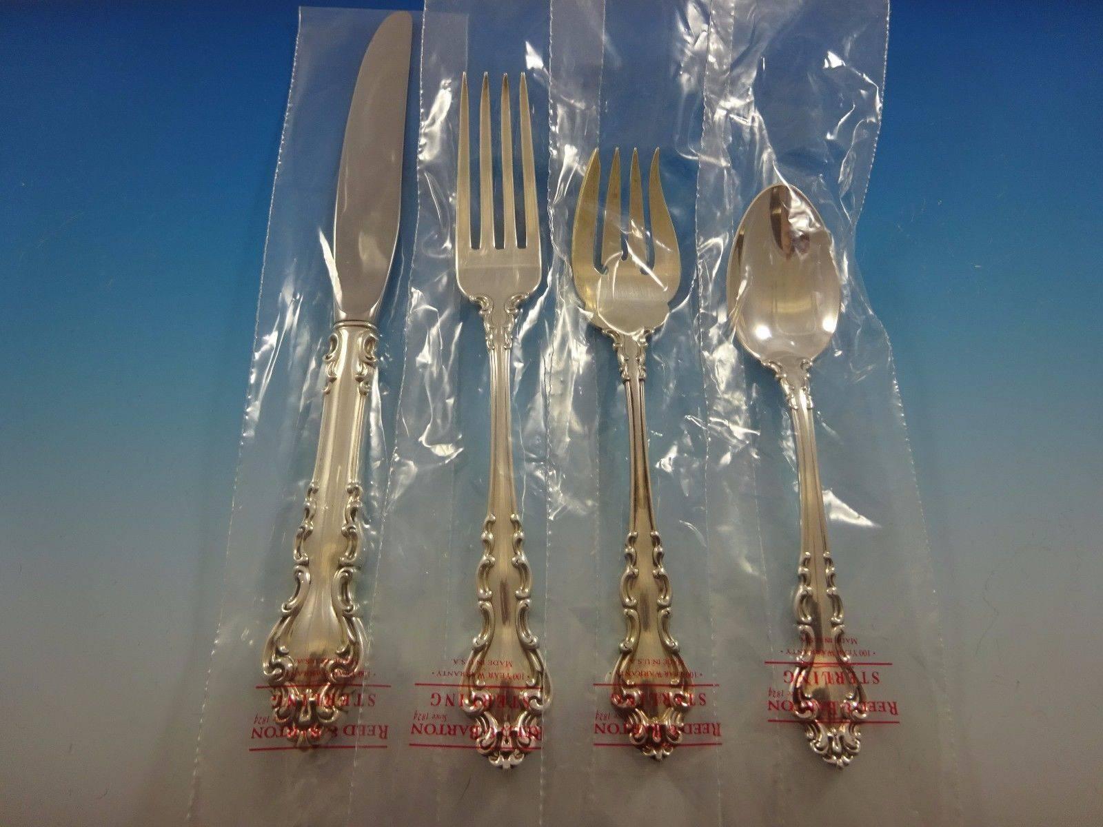 Spanish baroque by Reed & Barton sterling silver flatware set of 35 pieces. This set includes: Eight knives, 9 1/4