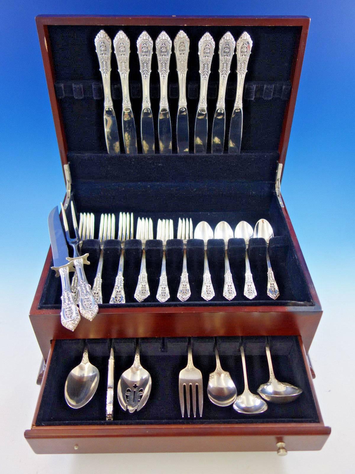 Rose Point by Wallace dinner size sterling silver flatware set of 41 pieces. This set includes: 

Eight dinner size knives, 9 3/4