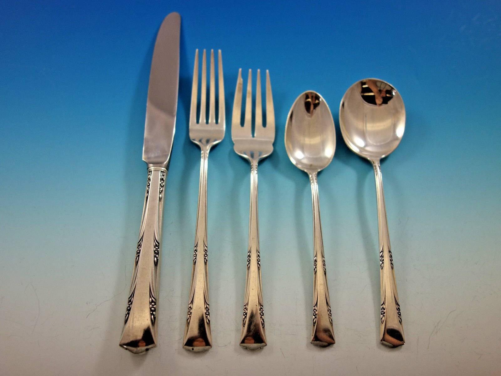 Greenbrier by Gorham Sterling Silver Flatware Set for Eight Service 40 Pieces In Excellent Condition In Big Bend, WI